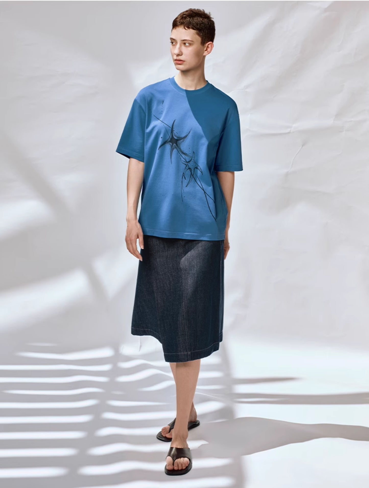 Hand-drawn print casual T-shirt