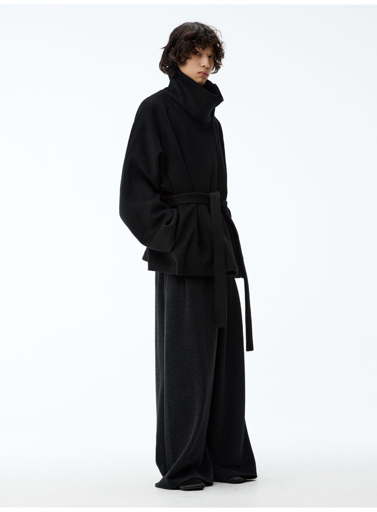 Diagonal Zipper Wool Coat
