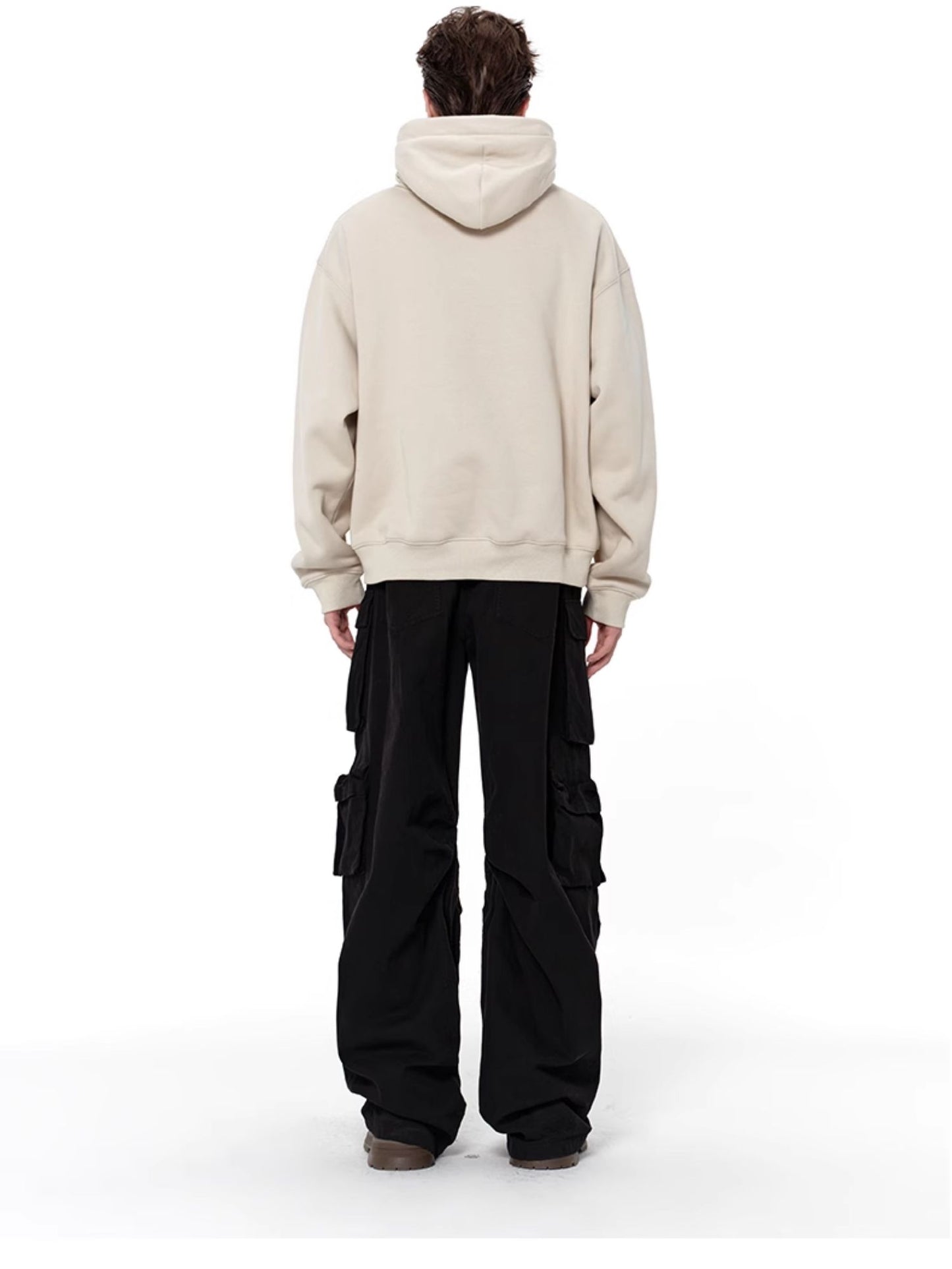 Short wide embroidered hooded sweatshirt