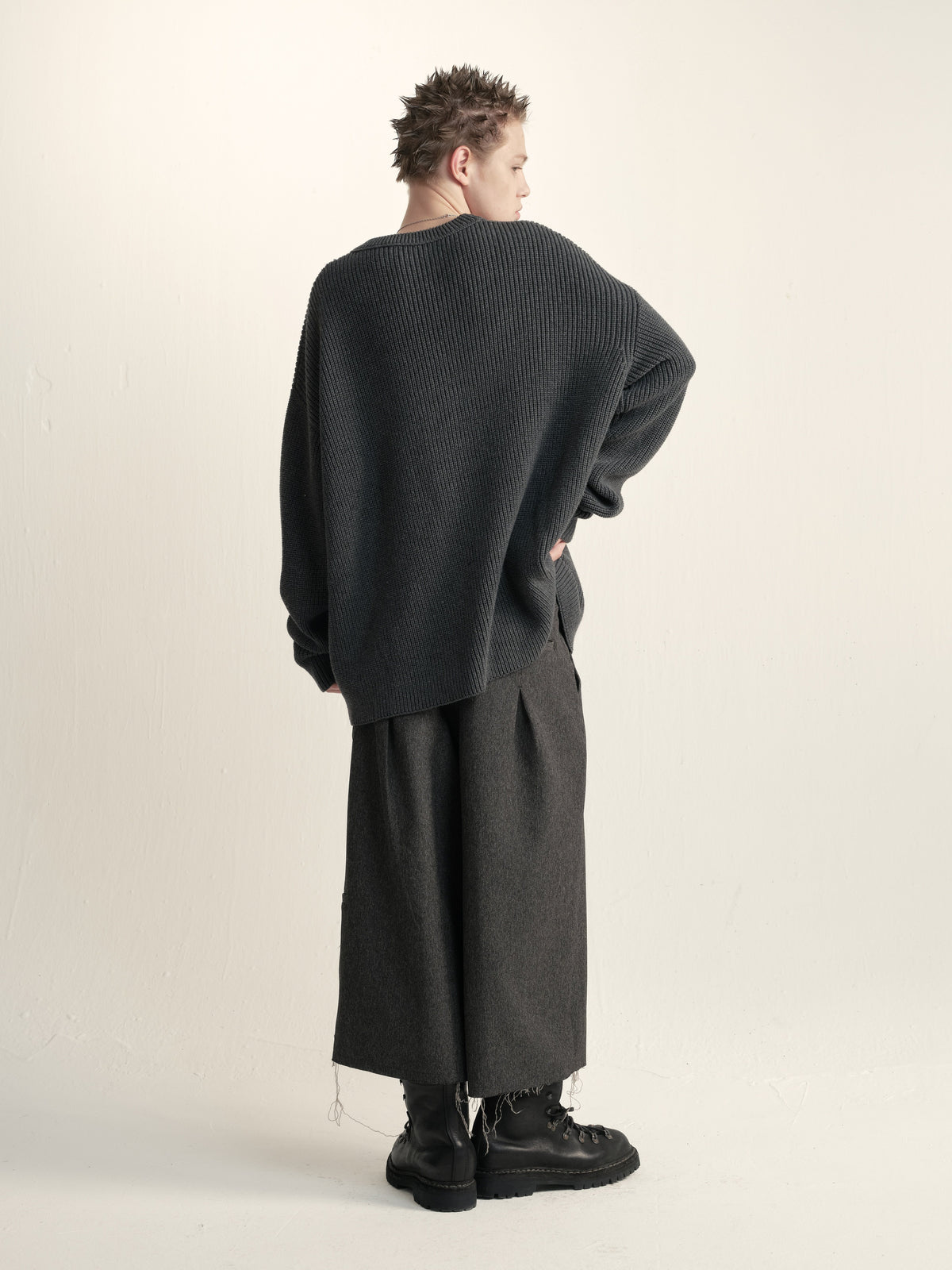 Loose crew neck sweater