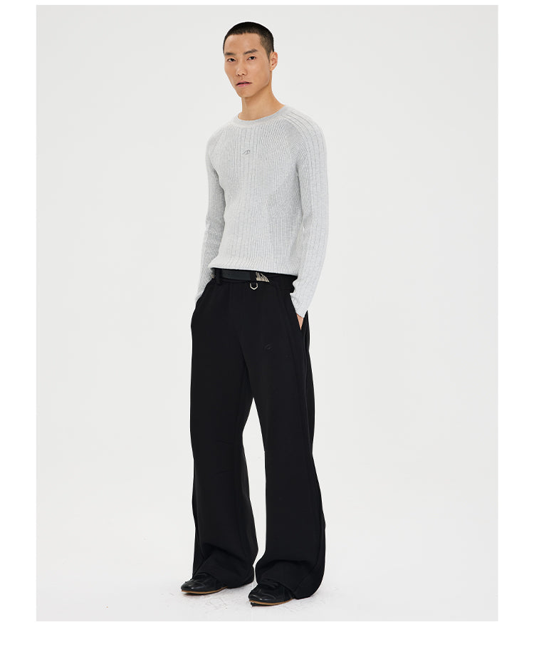 Tight-Fitting Wool Blend Sweater