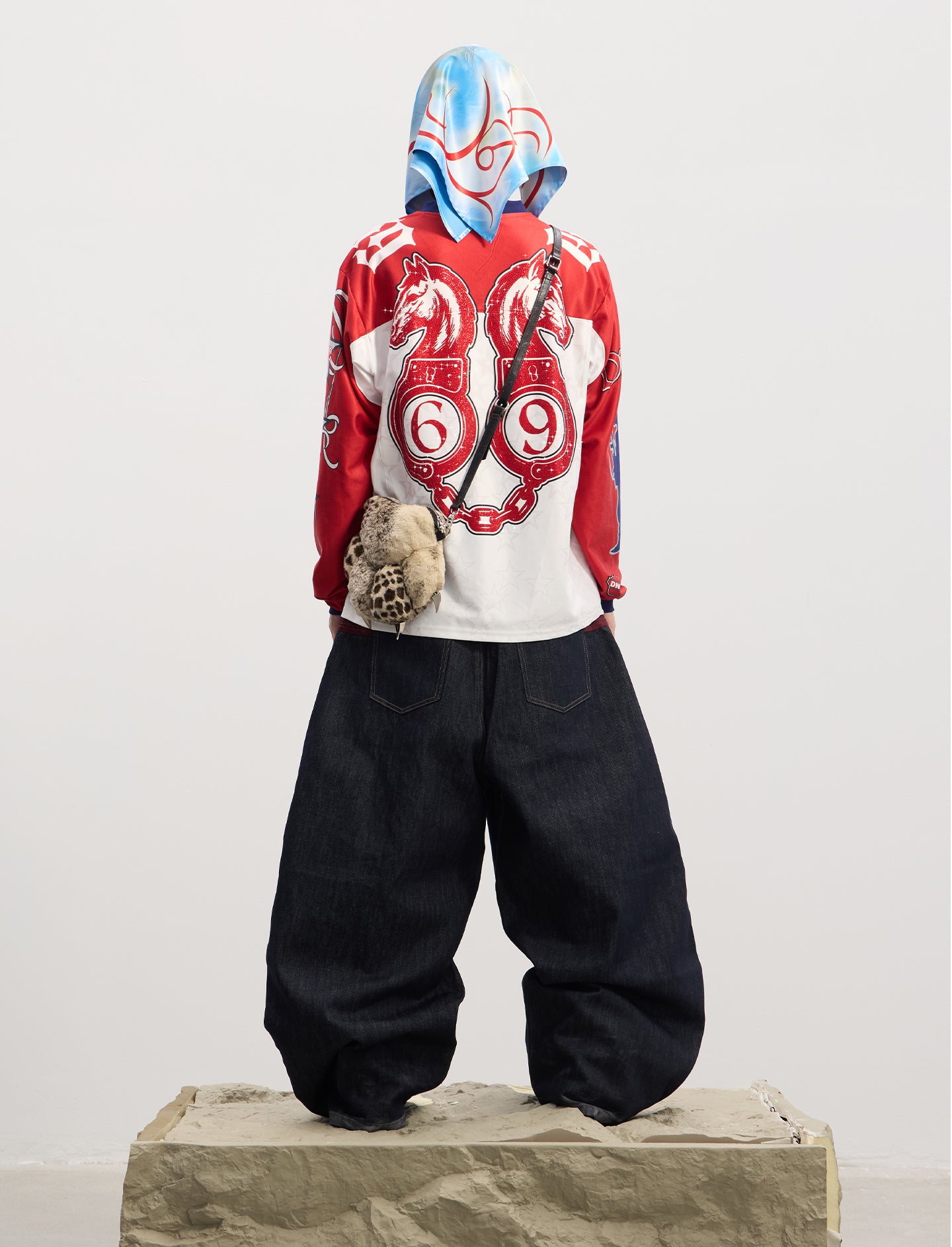 Deconstruction Design Jeans