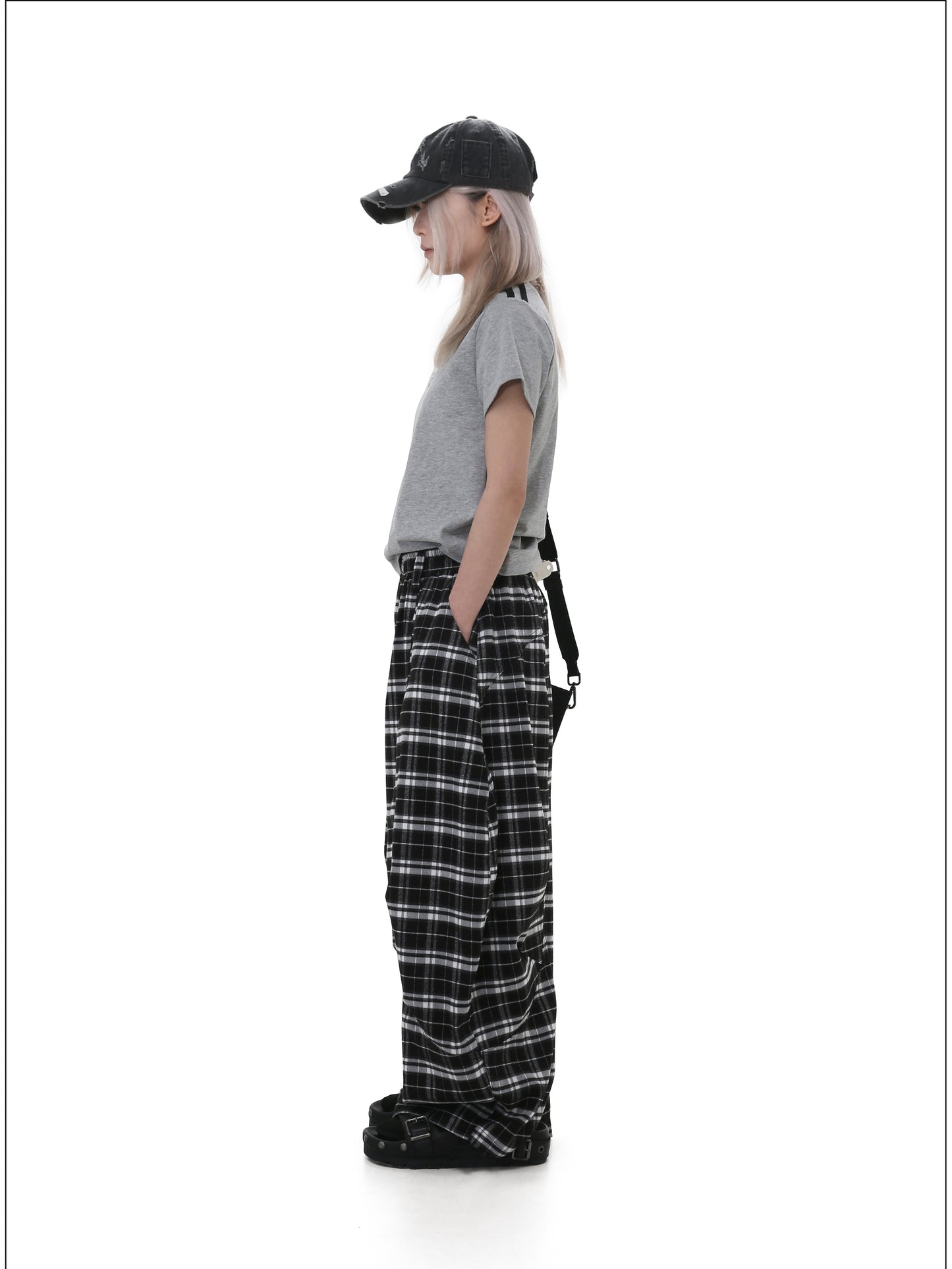 Elastic waist Loose drape casual pants