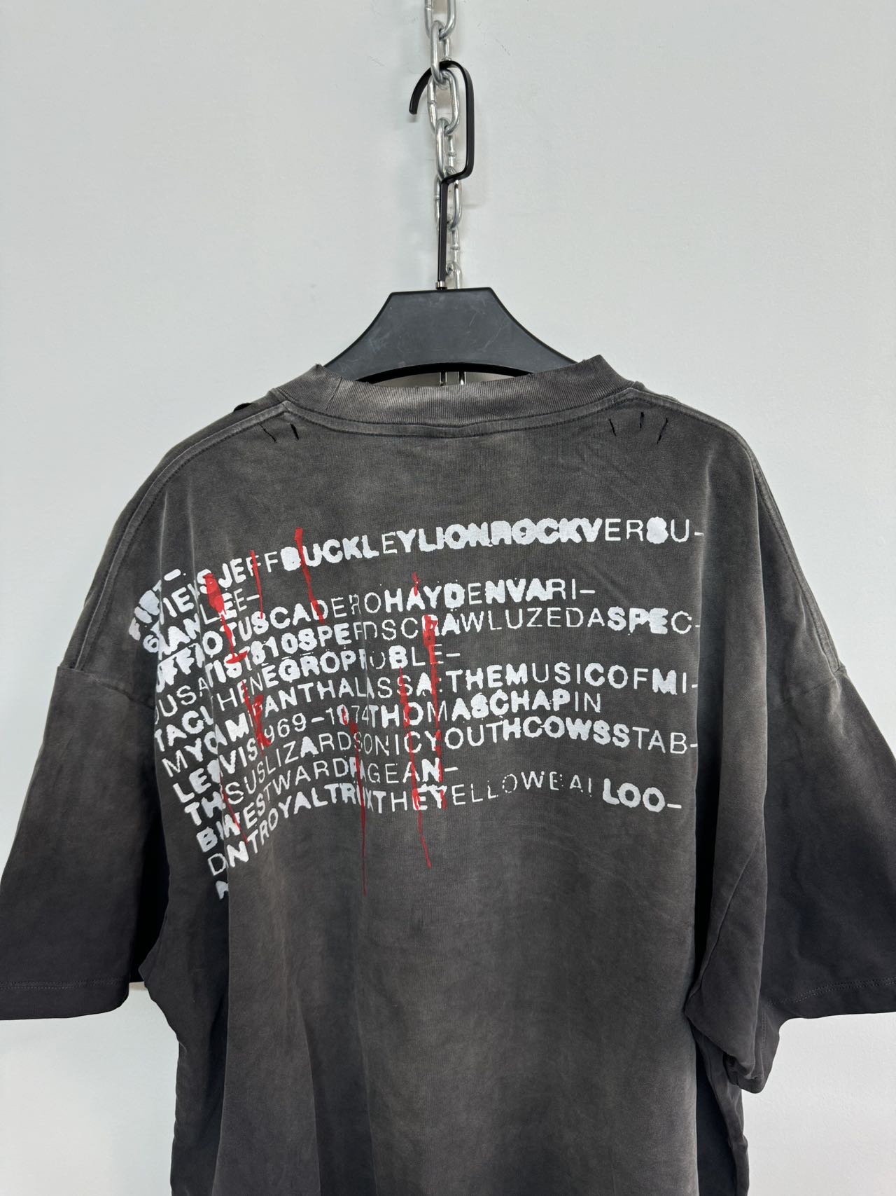 Spray-dyed loose print T-shirt