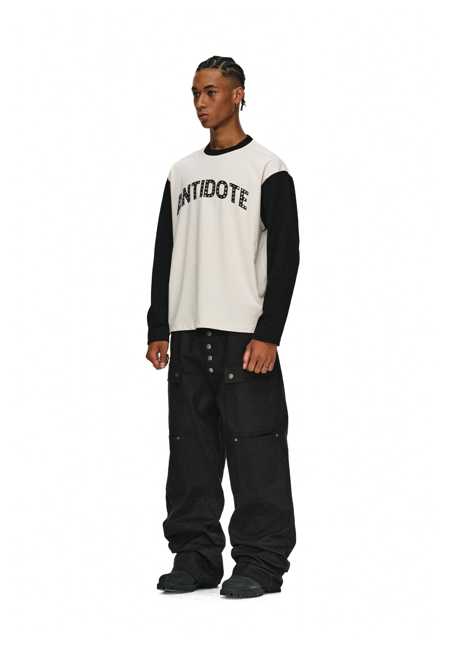 Raglan sleeve T-shirt