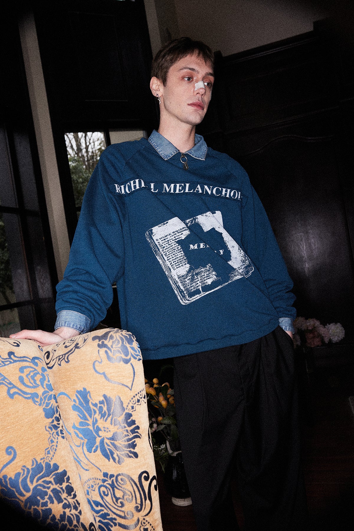 Washed Round Neck Sweatshirt