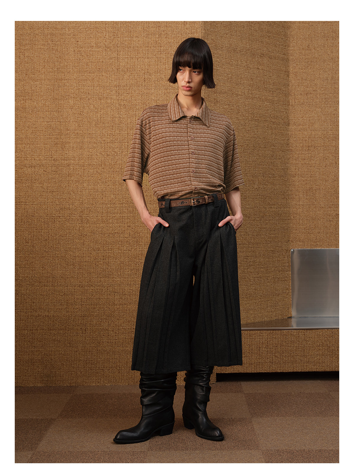 Striped knit short shirt