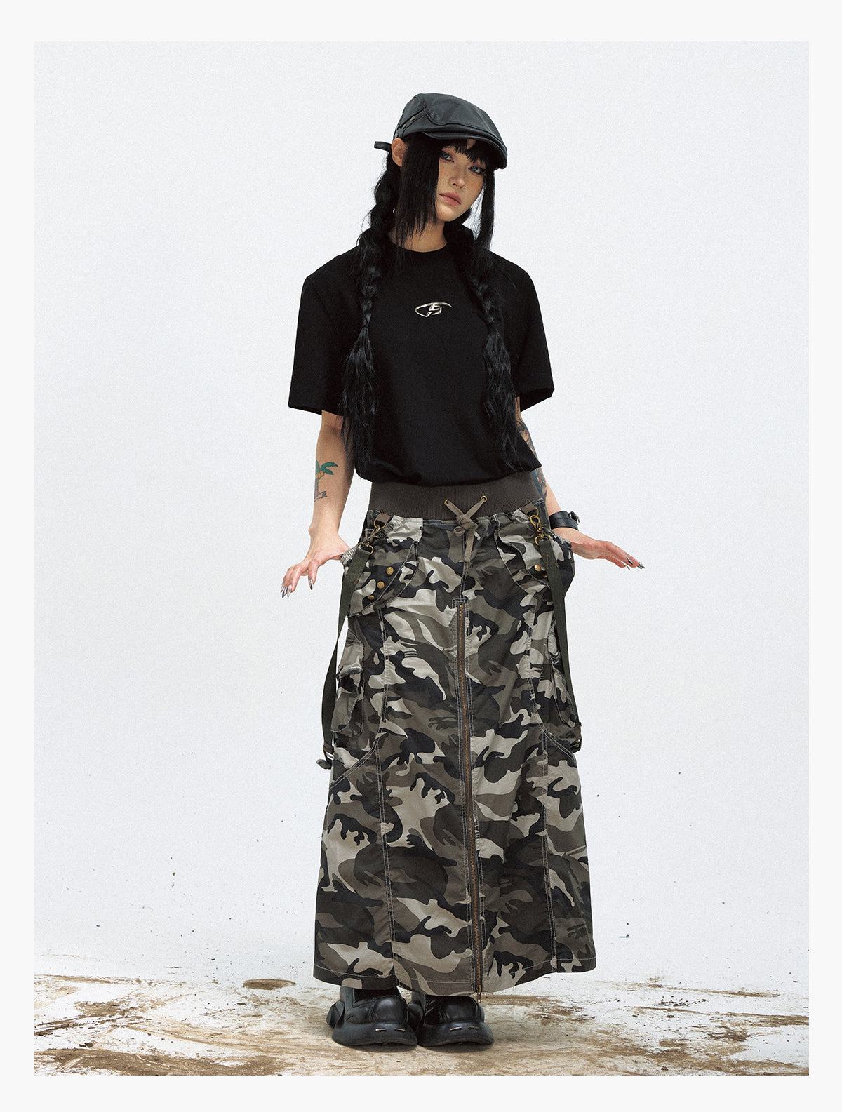 Simple Basic Short-Sleeved T-Shirt