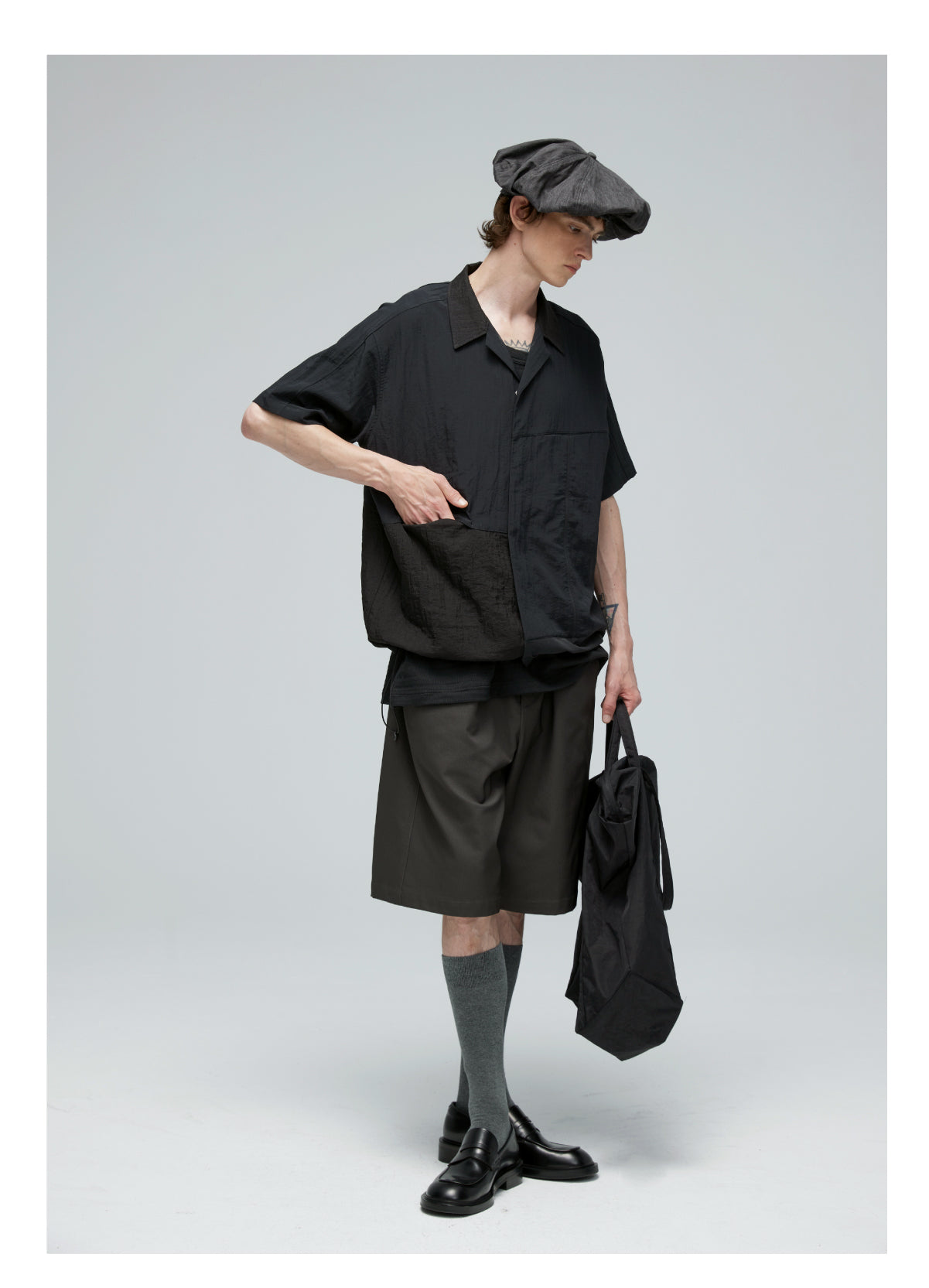 Multi-material splicing shirt