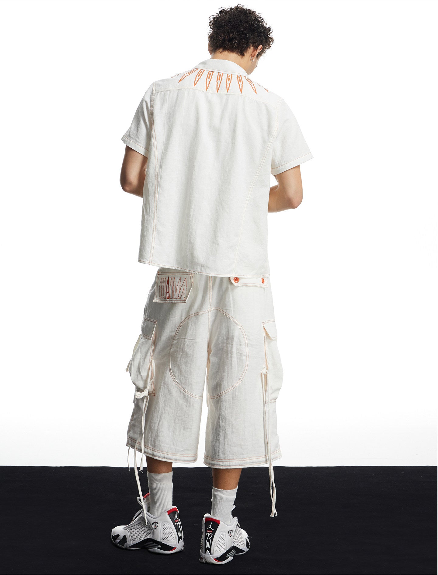 Contrast-Color Breathable Shirt