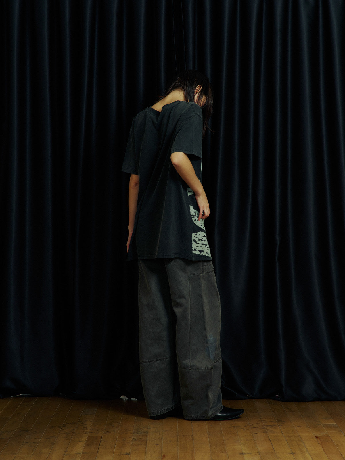 Waxed finish Distressed finish Cargo pants