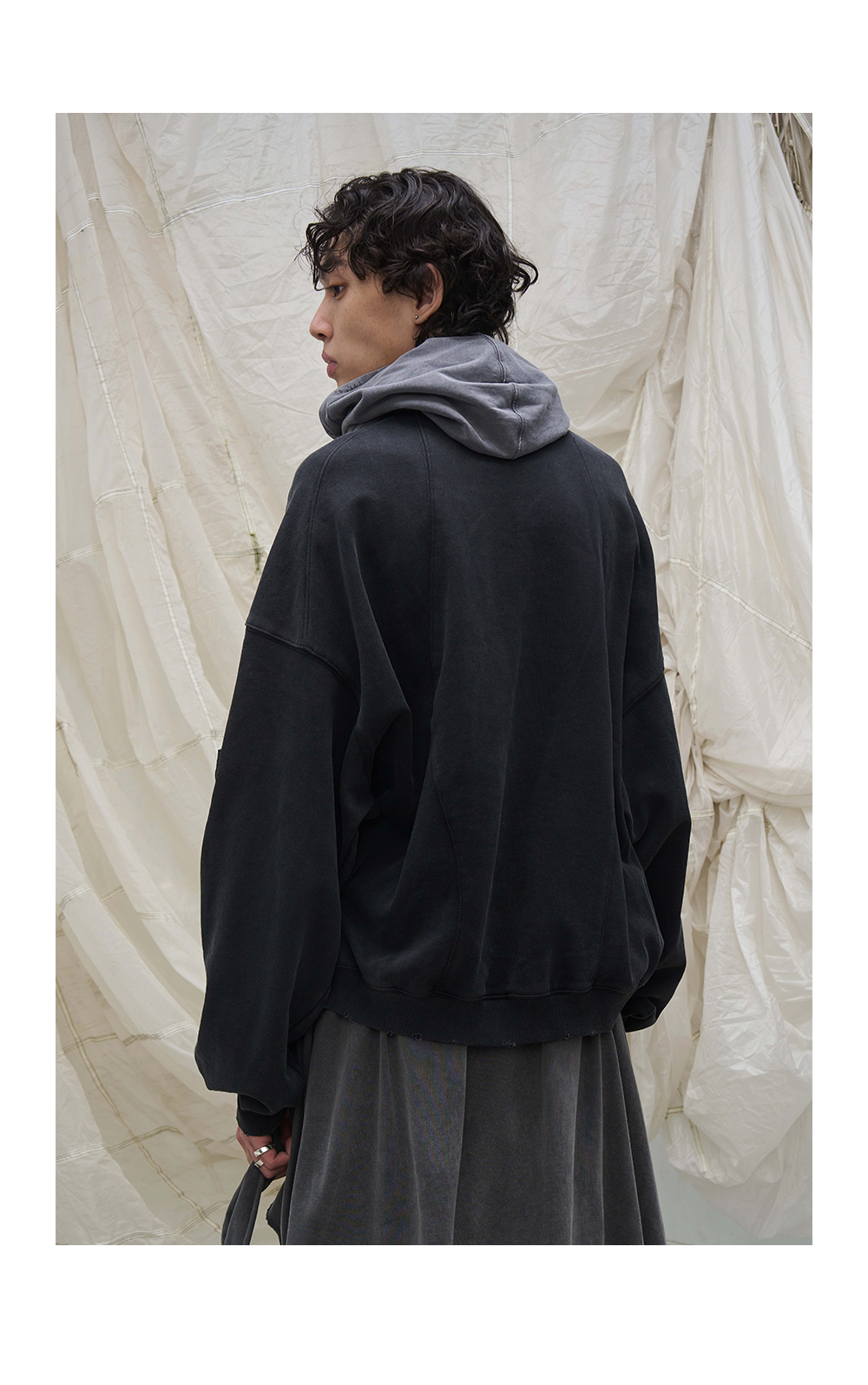 Removable decorative scarf