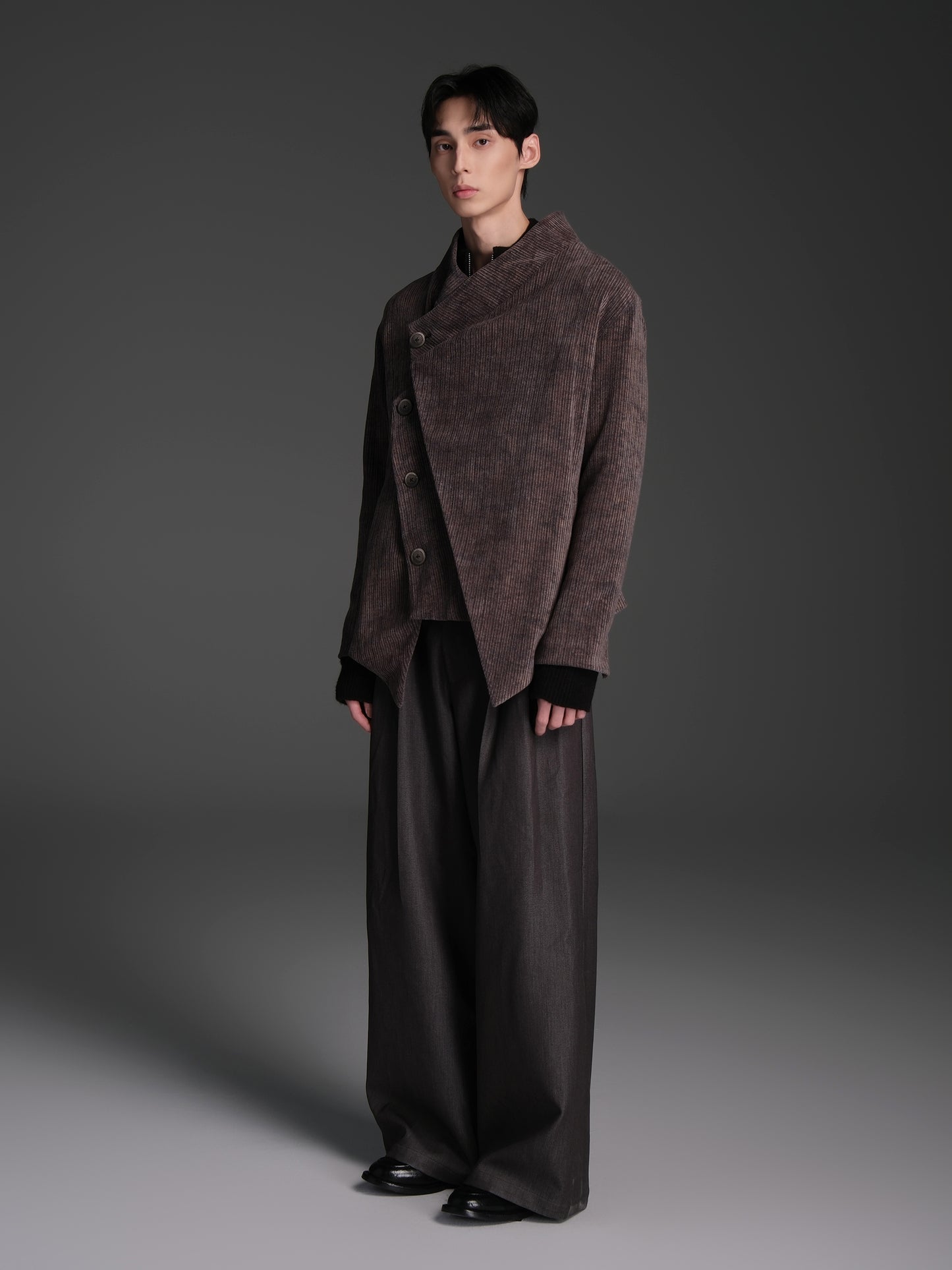 Diagonal Placket Washed Jacket