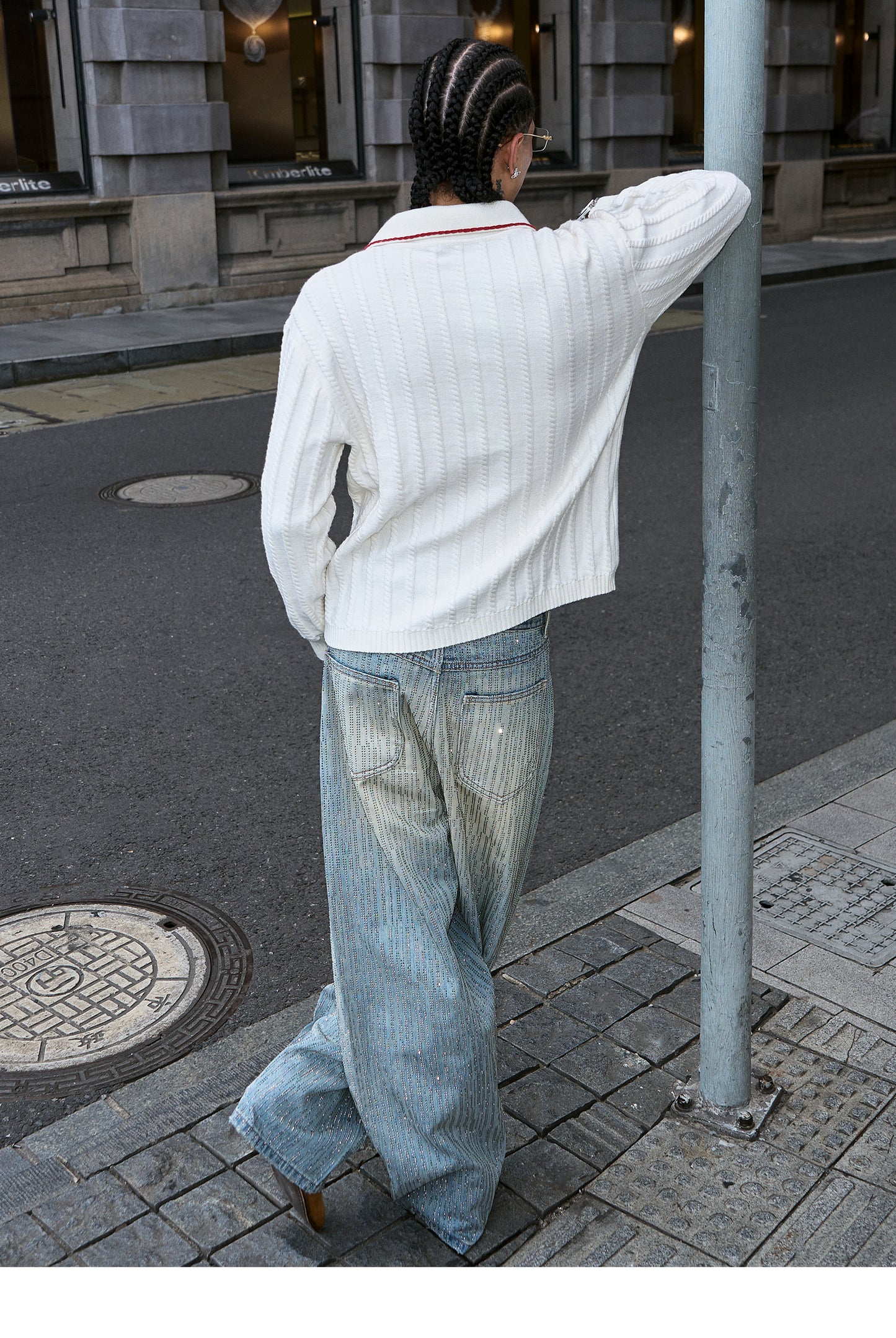 Jeans with rhinestones