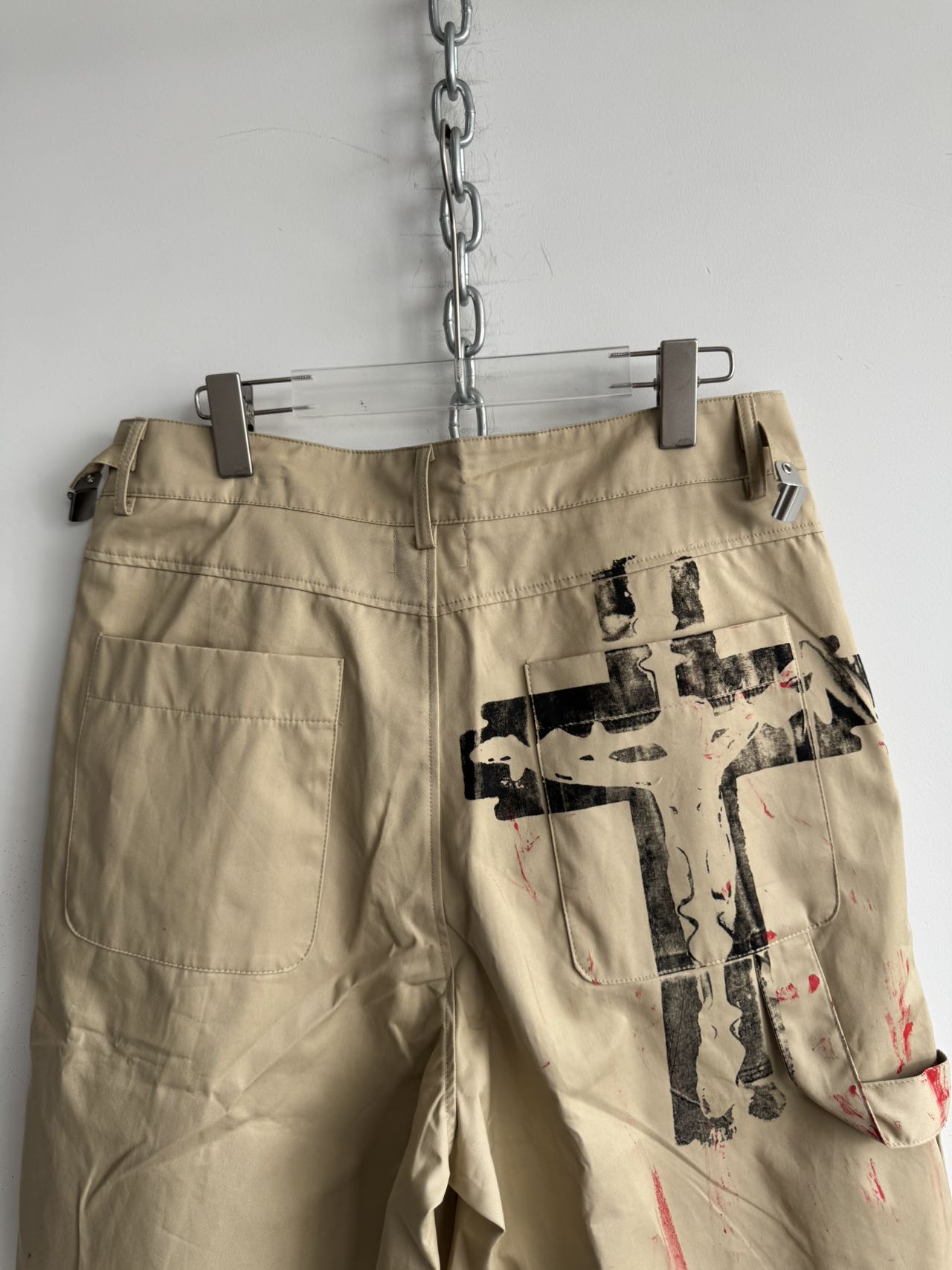 Niche wide-edge pleated shorts