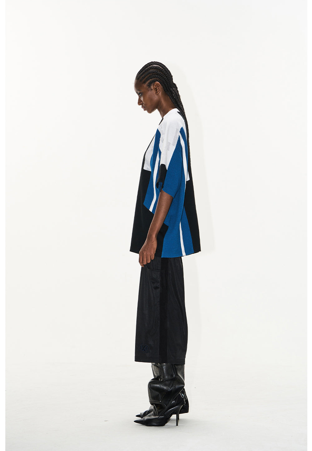 Color Scheme Texture Embroidery T-Shirt