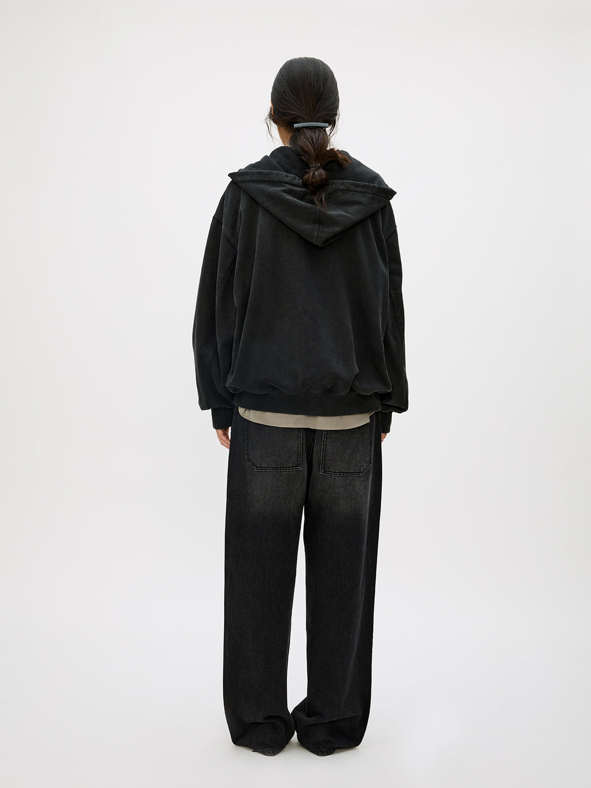 Wash-Damaged Zipper Sweatshirt