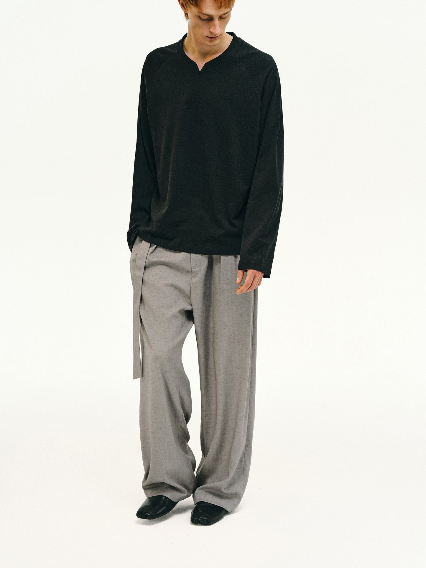 Linen-Blend V-Neck T-Shirt