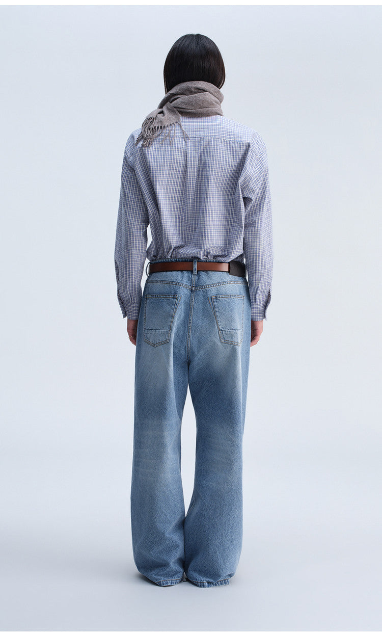 Casual Check Shirt with a Relaxed Fit