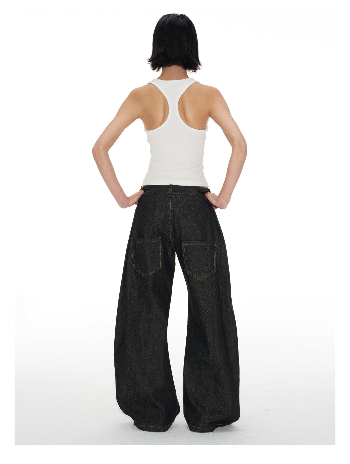 Wide & Low Rise Jeans