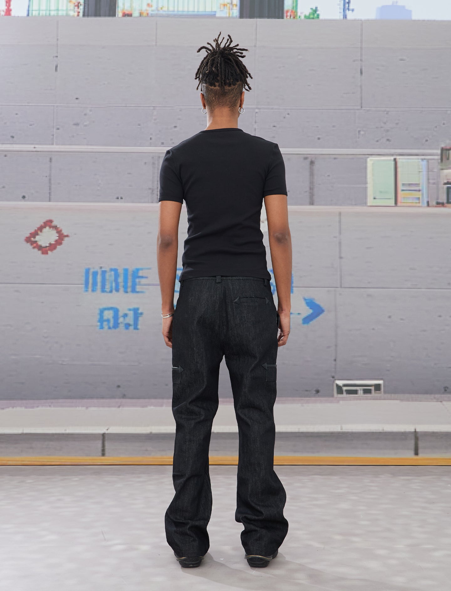 Slim Fit Thread T-Shirt