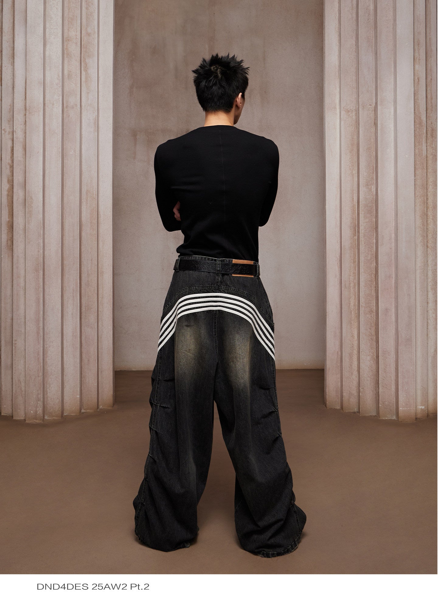 Pleated Stripe Wide-Leg Jeans
