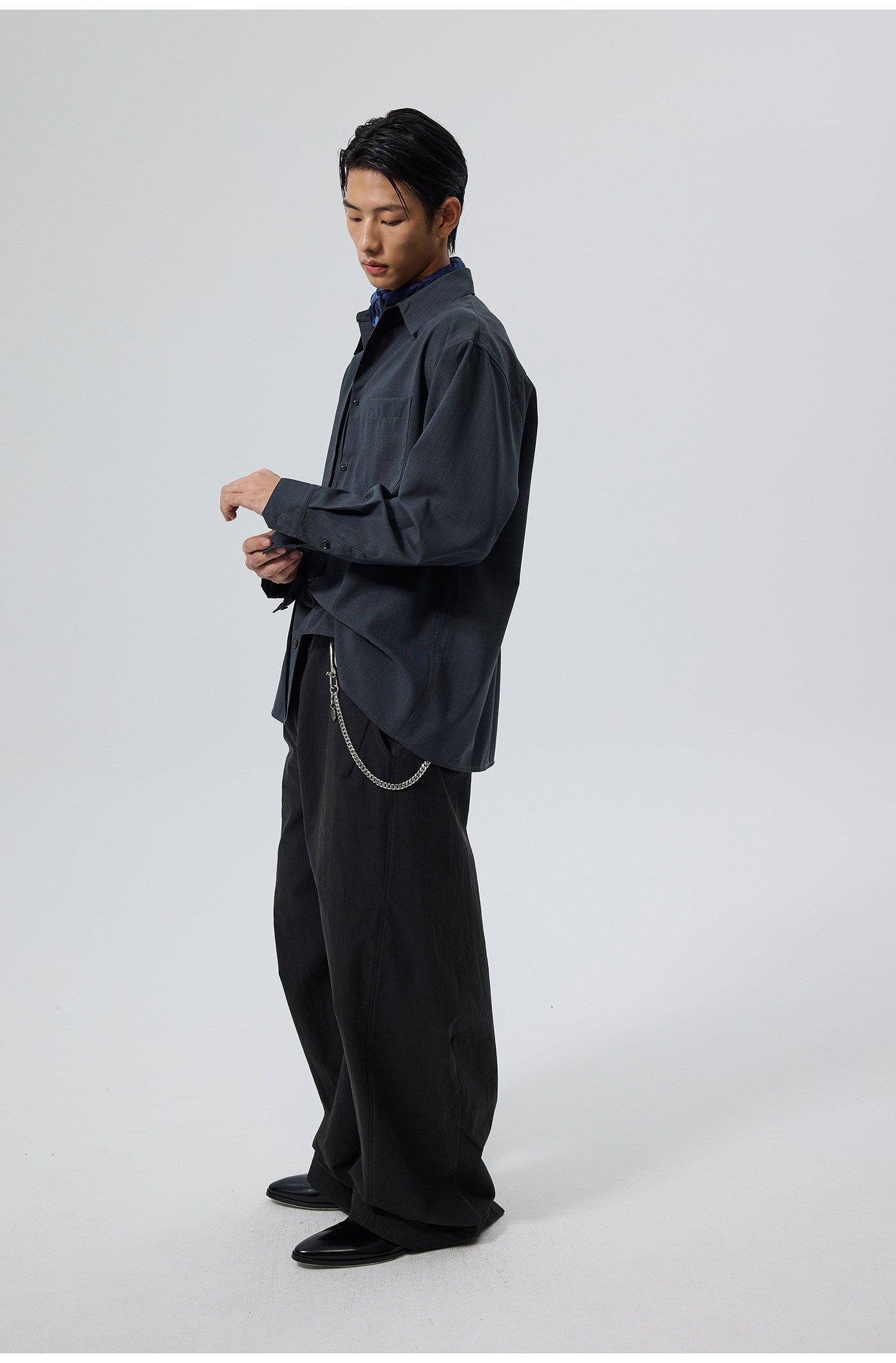 Linen-like texture shirt