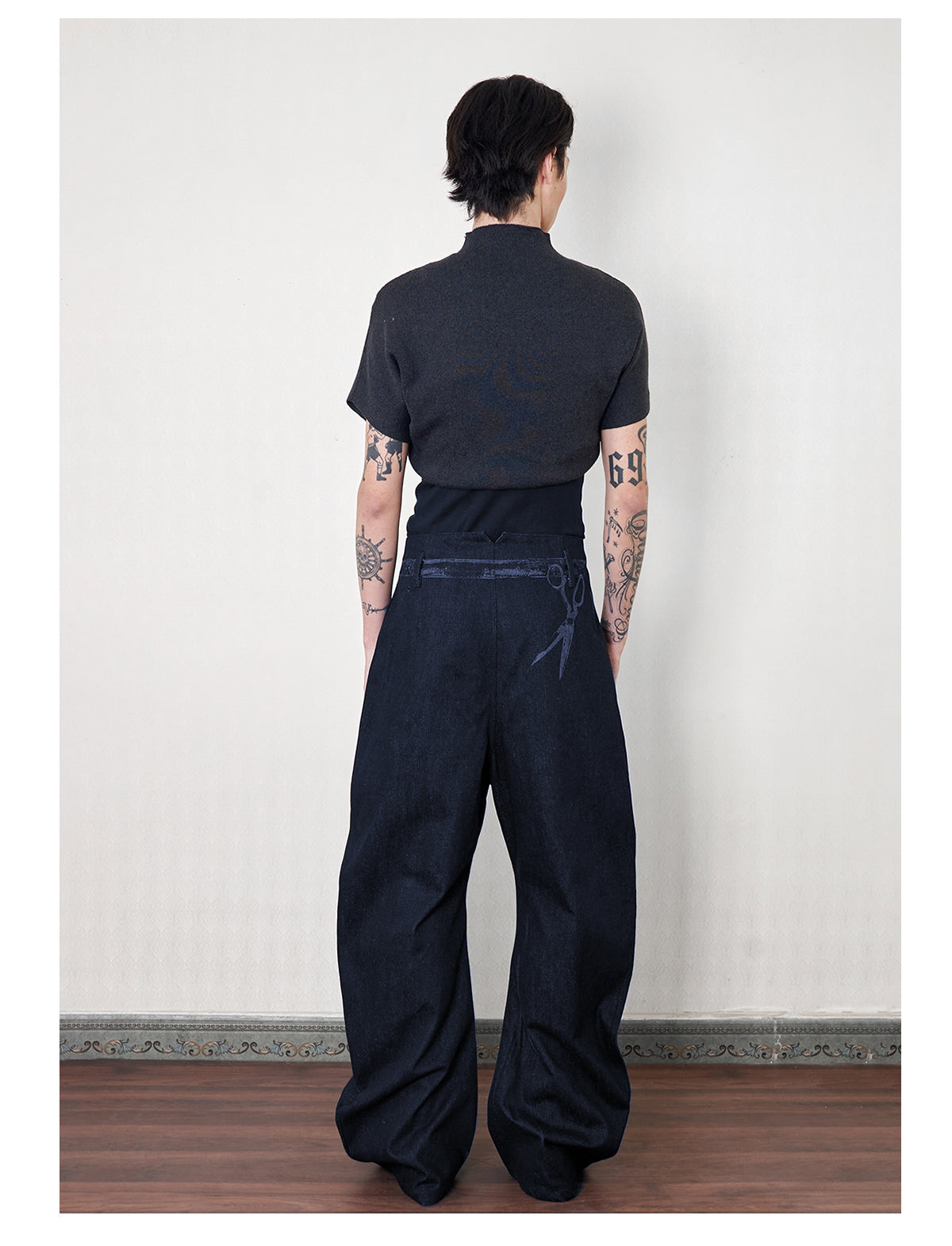 Belt Pendant Denim Pants