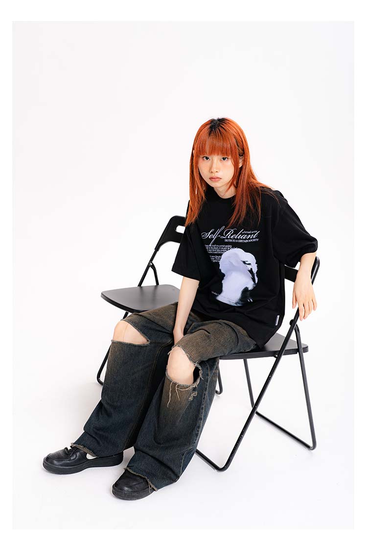 Straight leg loose ripped jeans