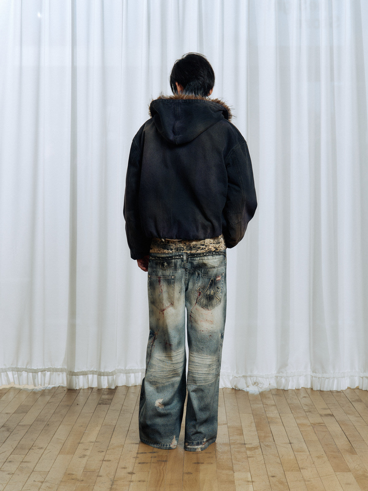Detachable faux fur lining denim jacket