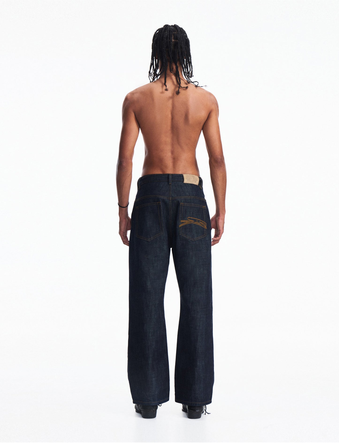 Wash-processed straight jeans