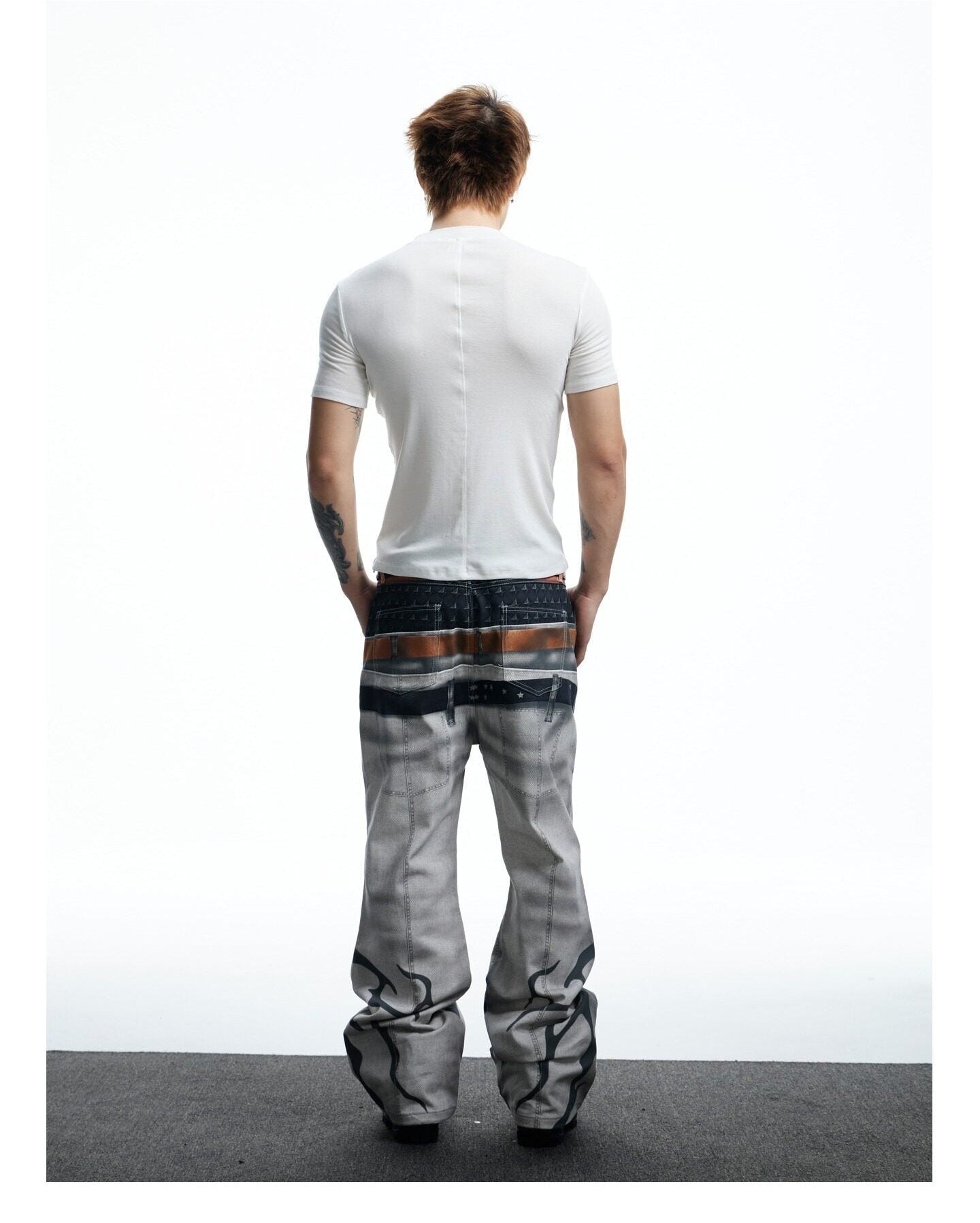 Tight-Fit Printed T-Shirt