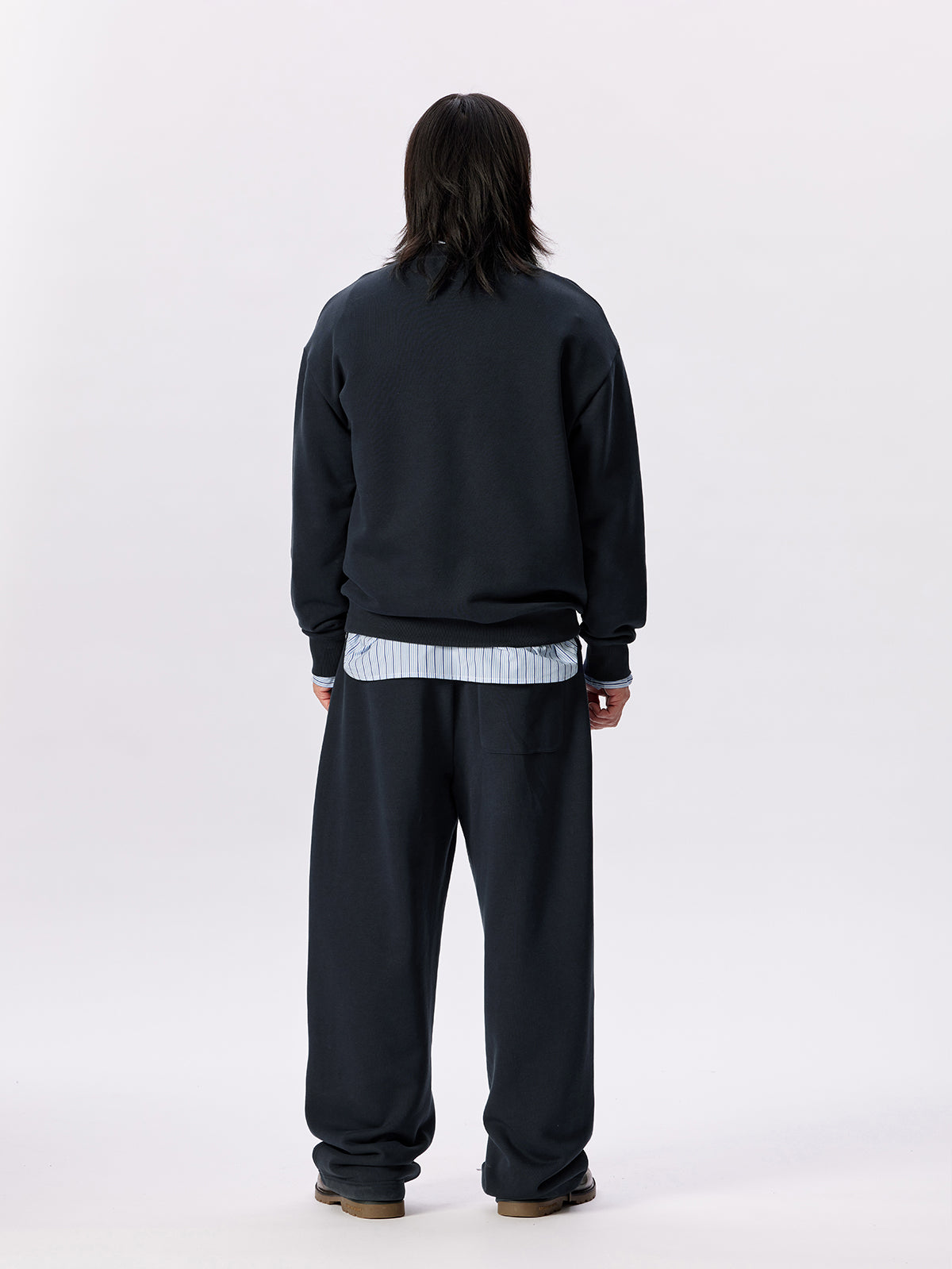 Round Neck Pullover Sweatshirt