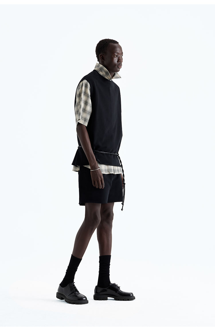 Round neck sleeveless shirt