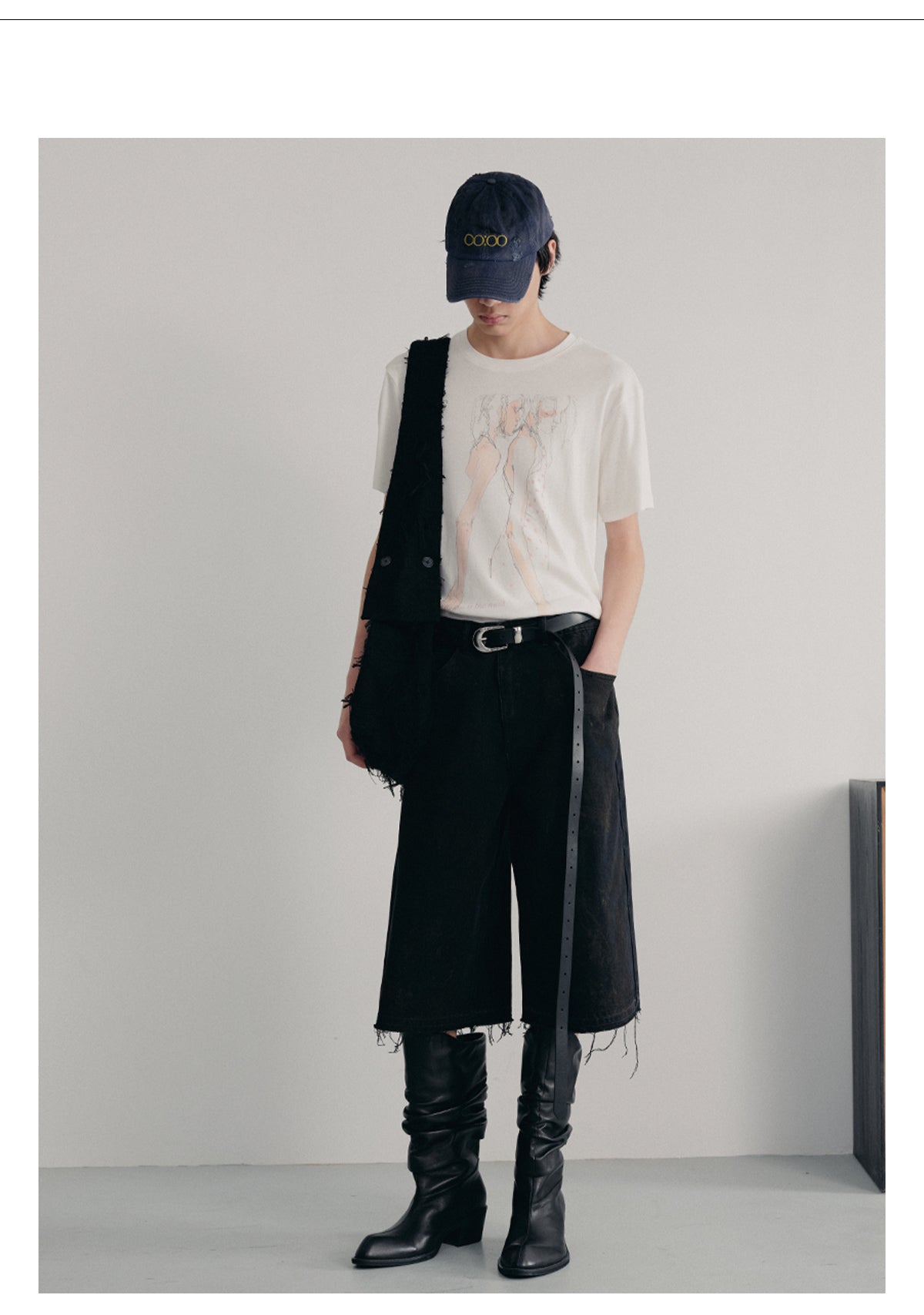 Custom tassel shoulder bag