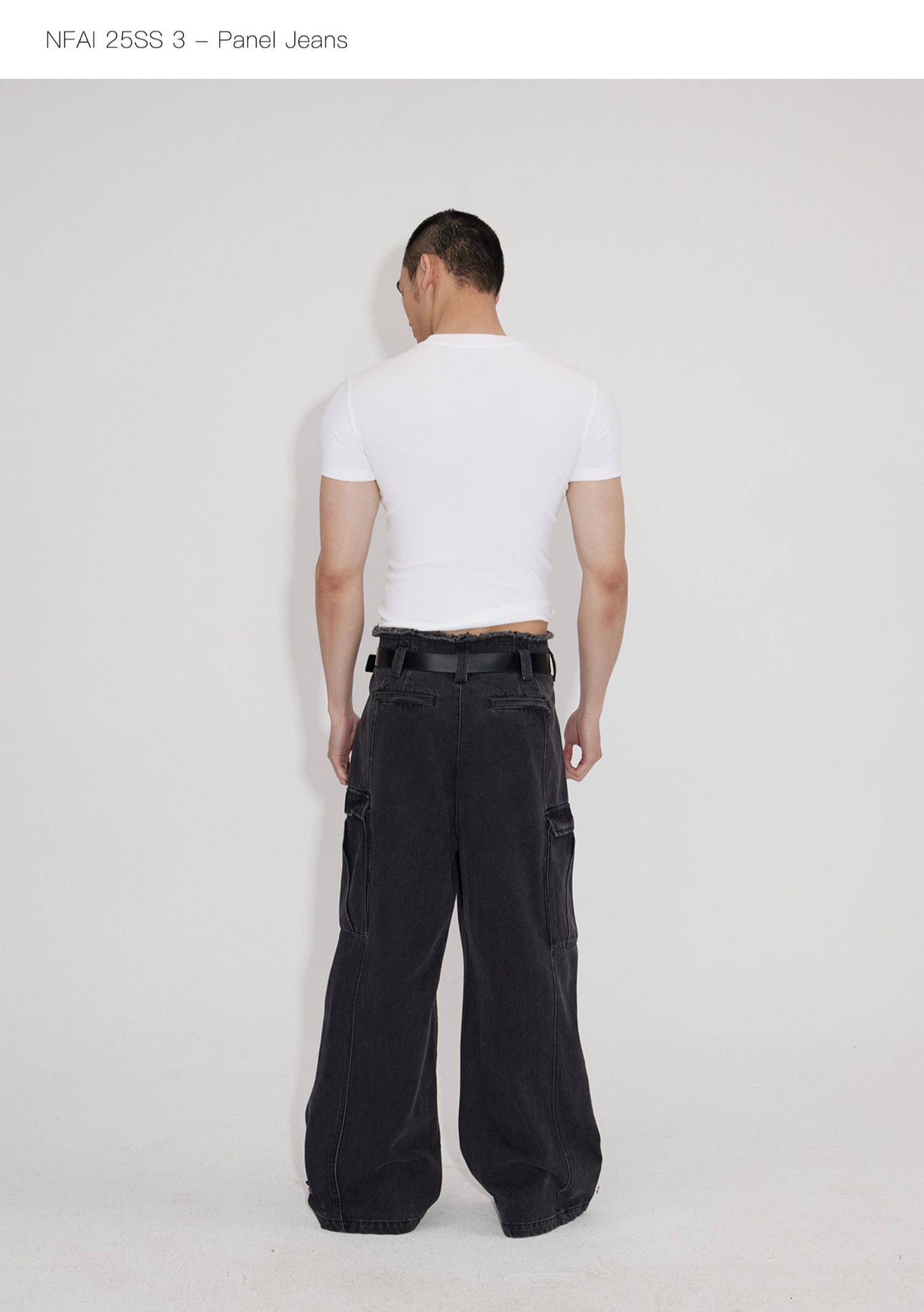 Frayed waist jeans