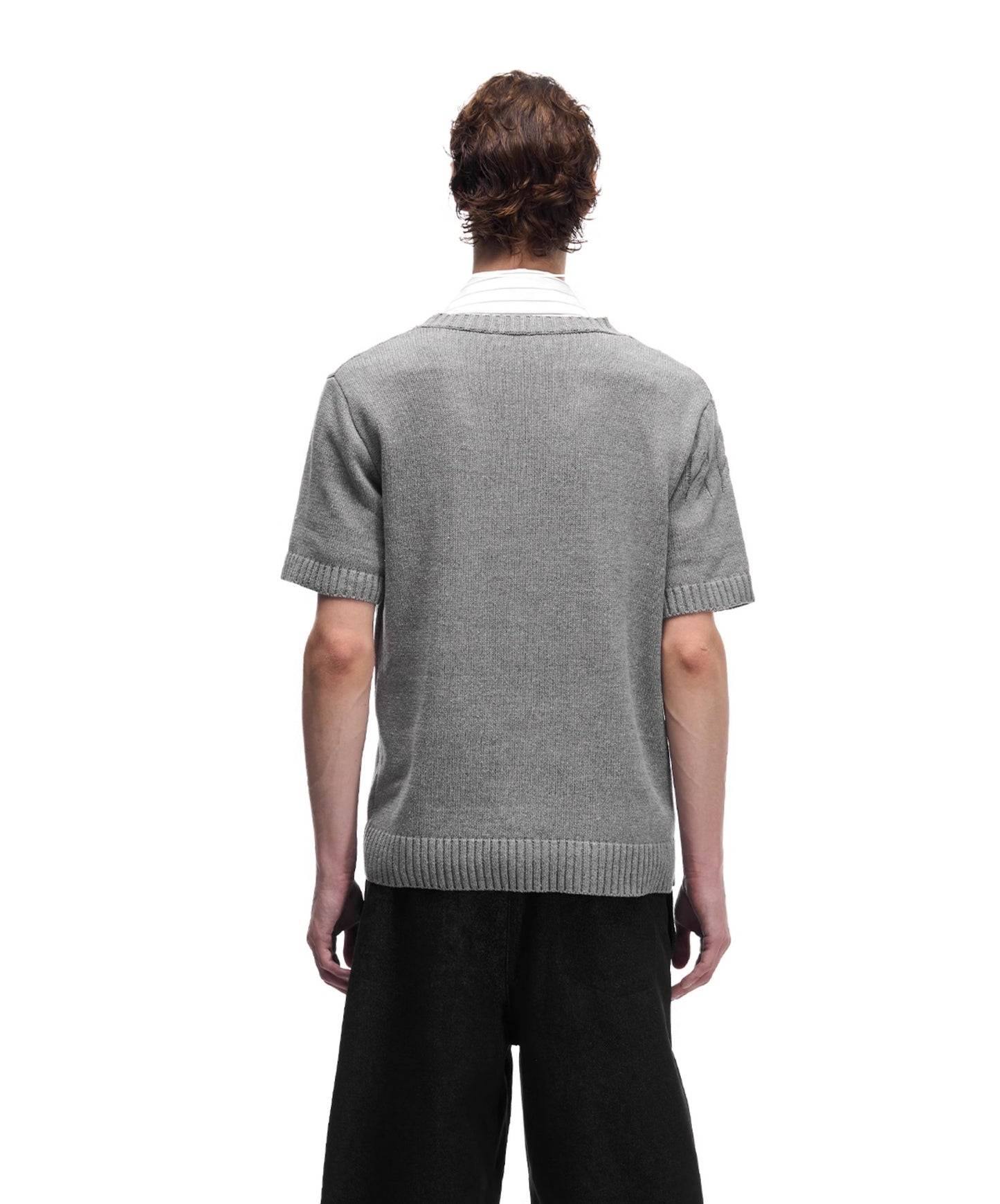 Mid-length sleeve wool knit