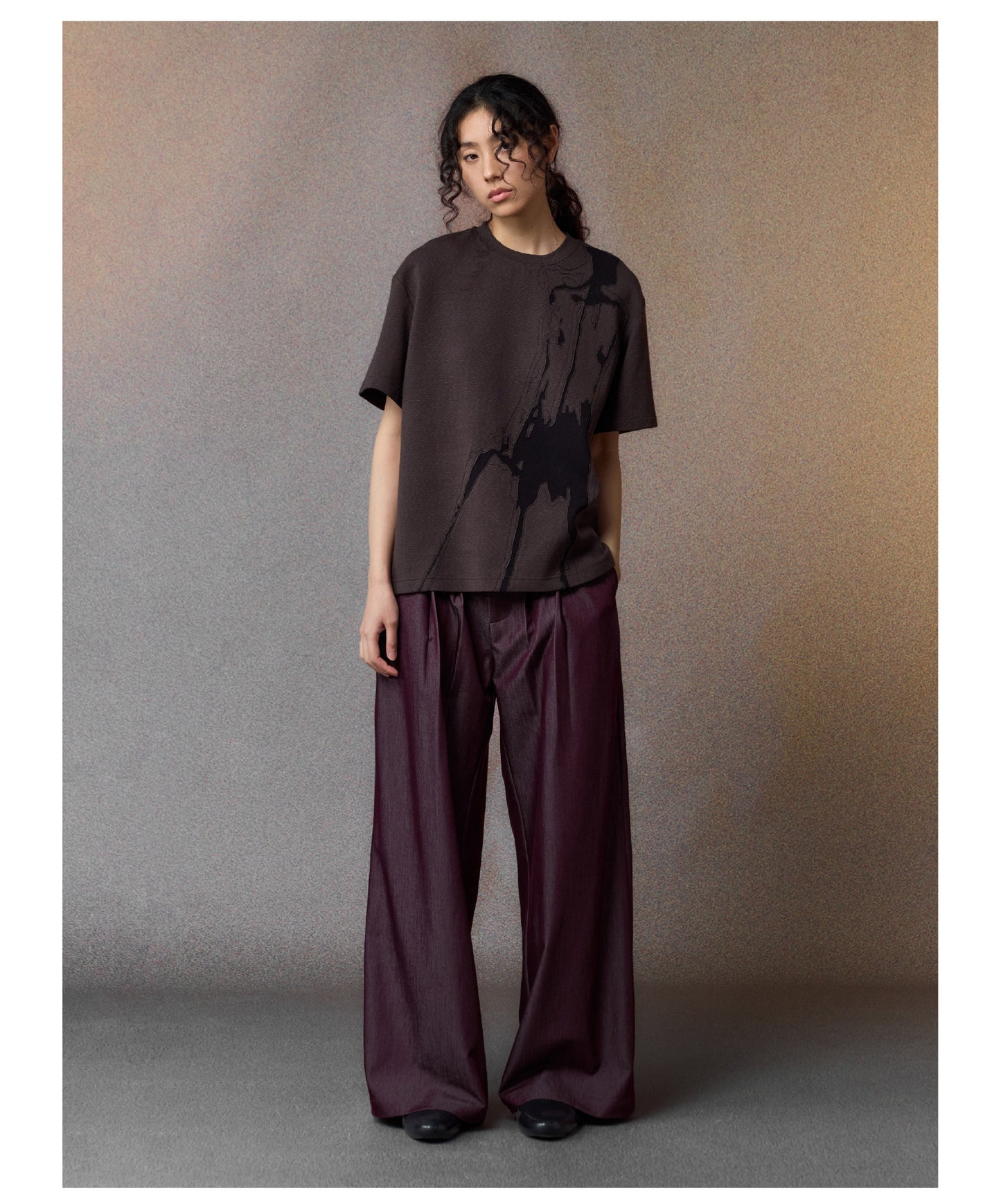 Color-Blocked Patch Embroidered T- Shirt