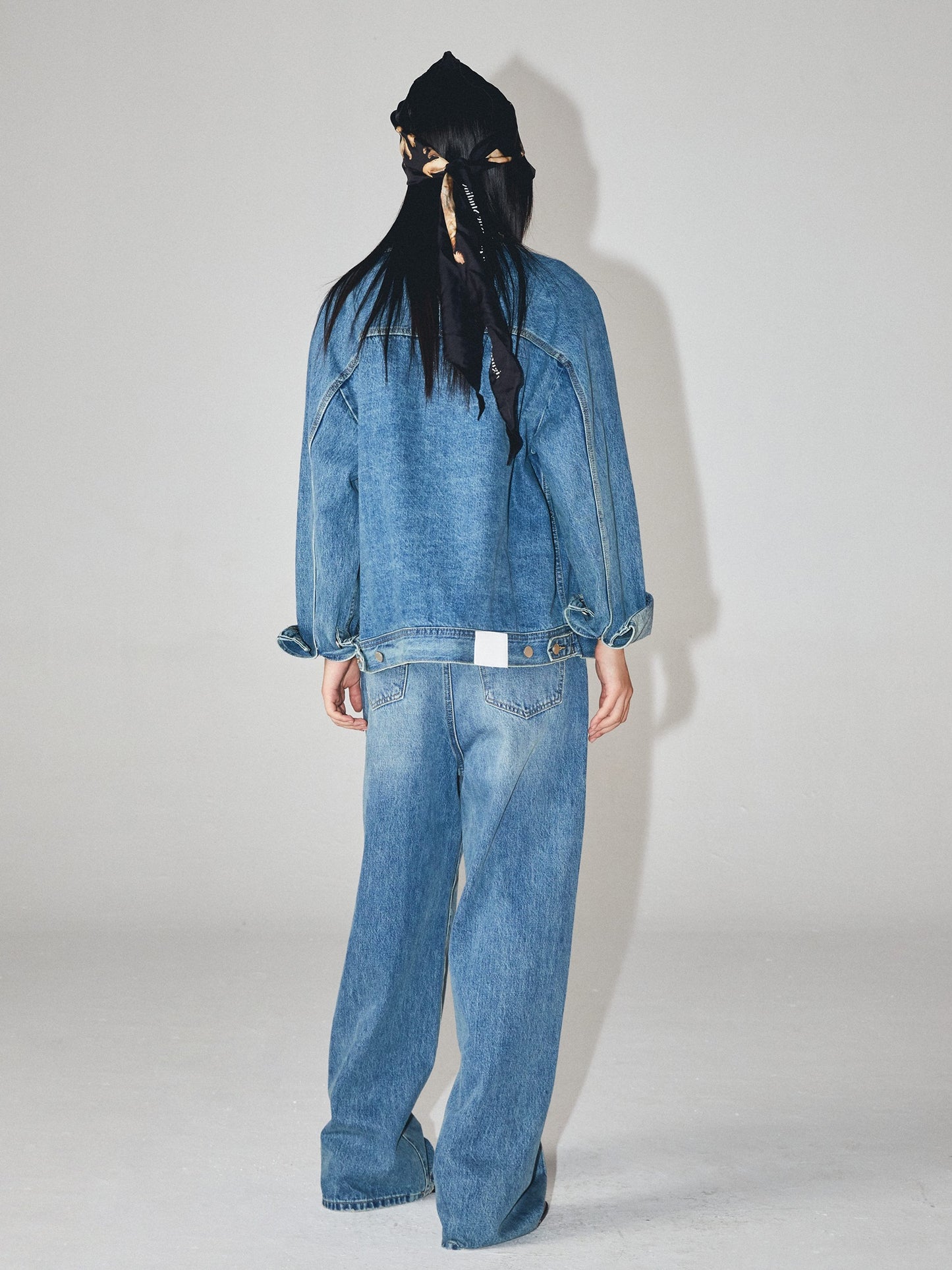 Wide Leg Washed Jeans