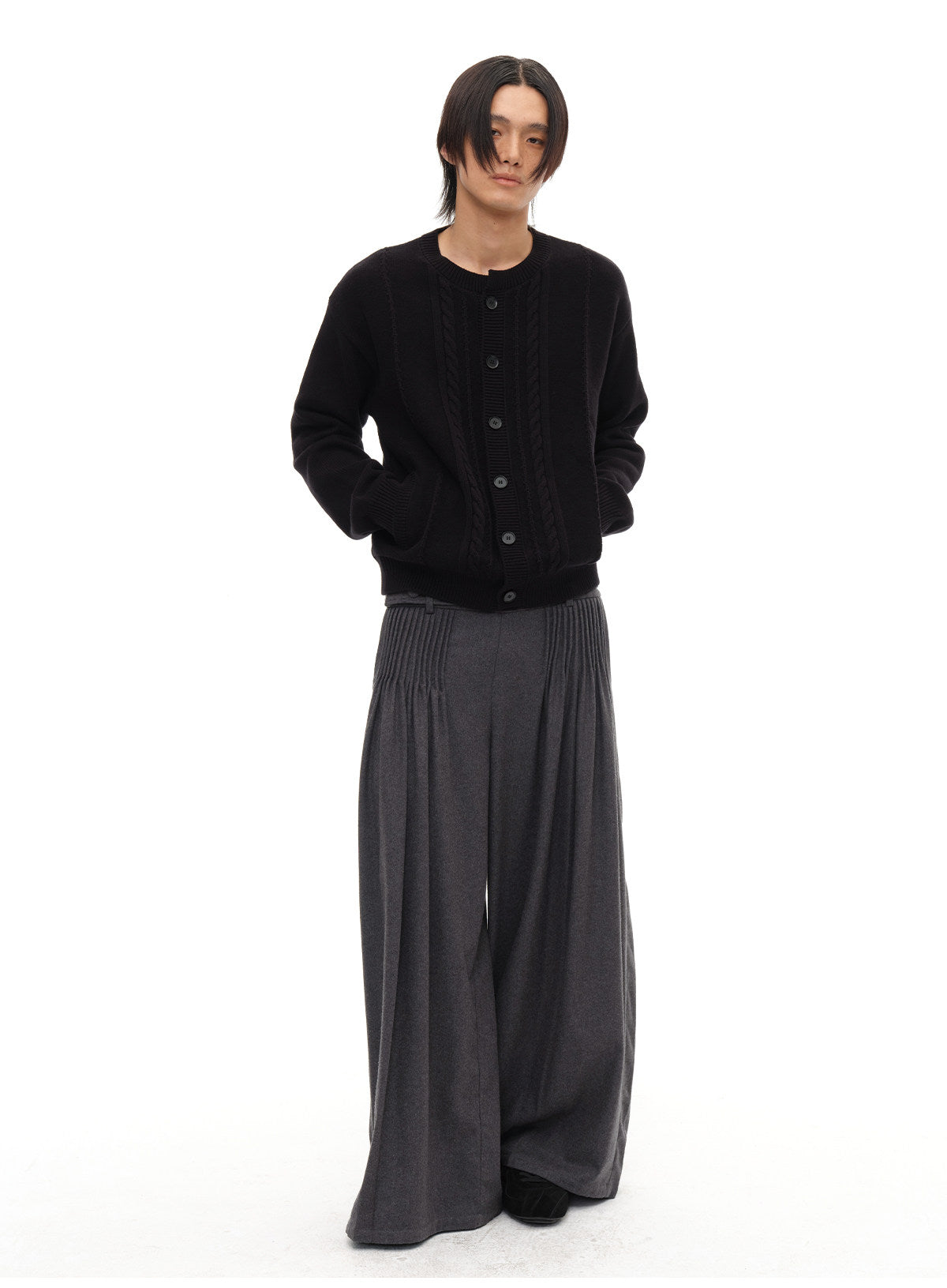 Cable-knit Crewneck Cardigan