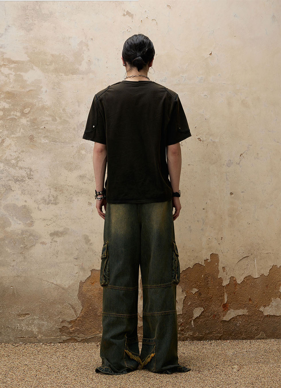 Damaged heavy stitch dirty jeans