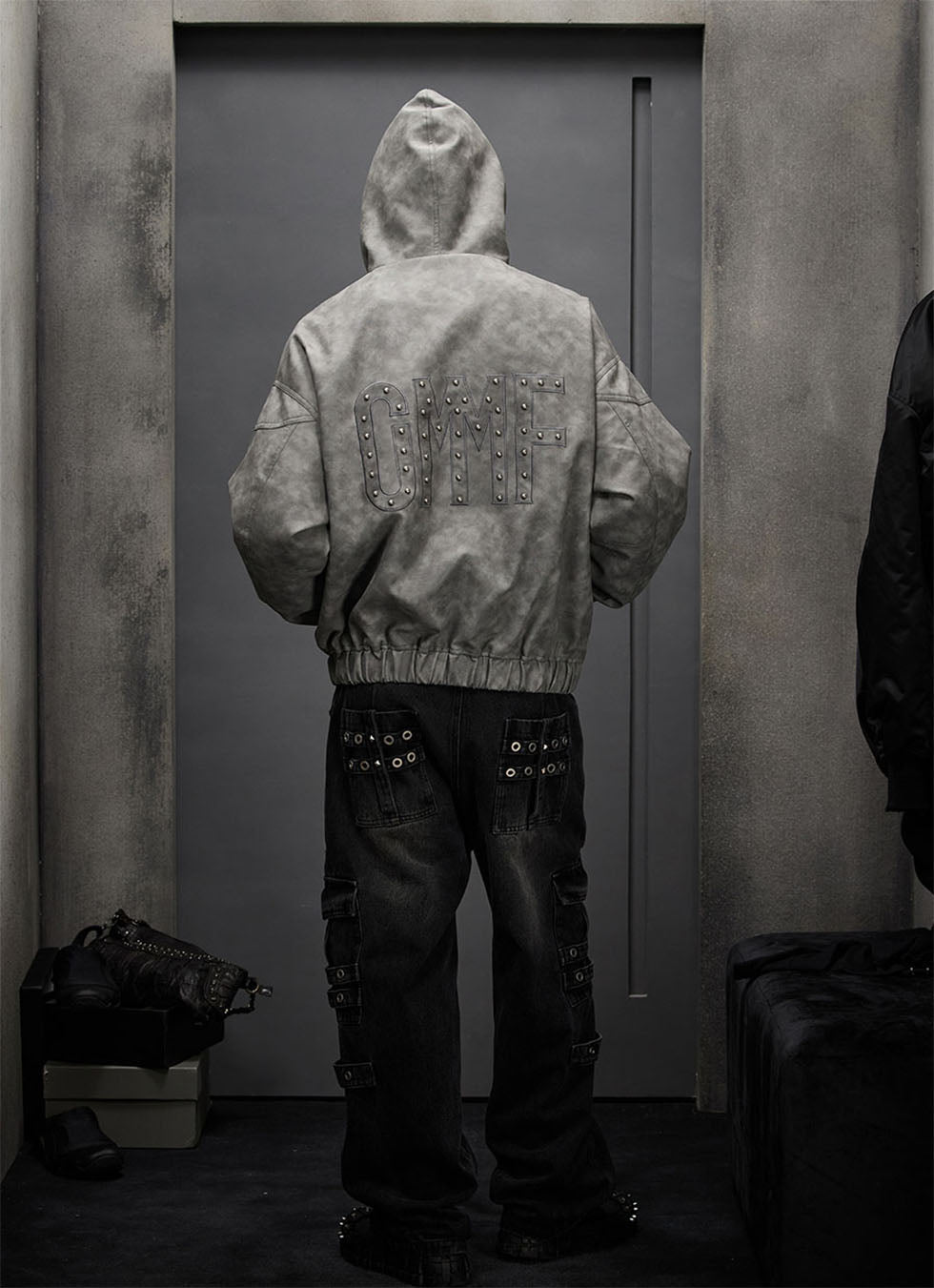 Hooded Zipper Sweatshirt