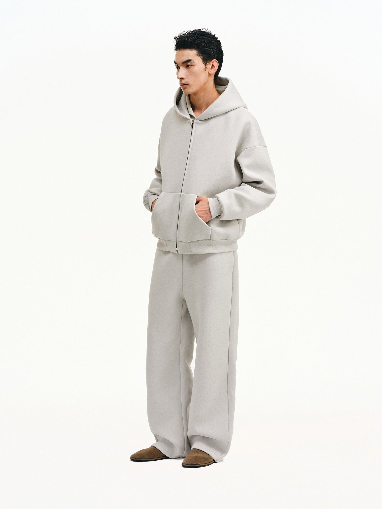 Heavy-textured sweatpants