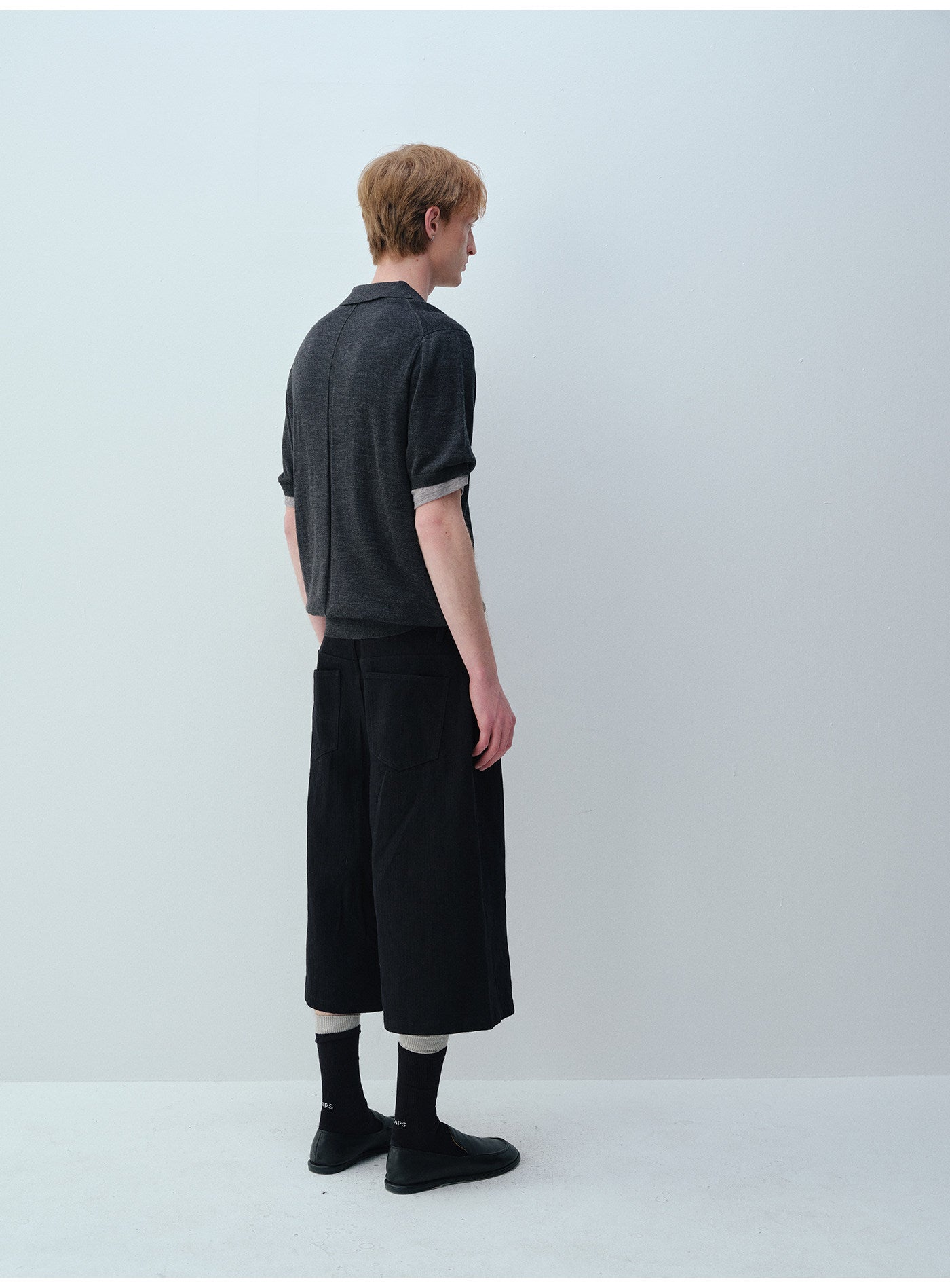 스트레이트 숄더 폴로 셔츠