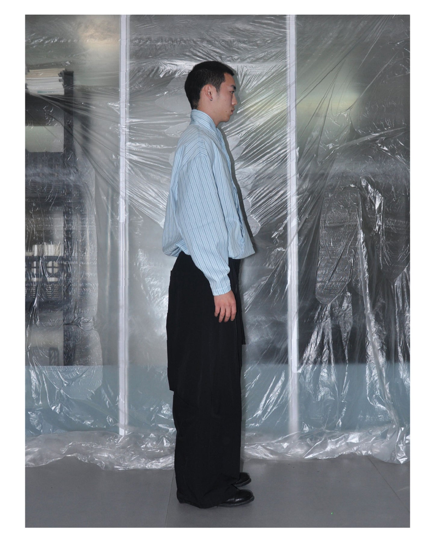 Diagonal placket pullover shirt