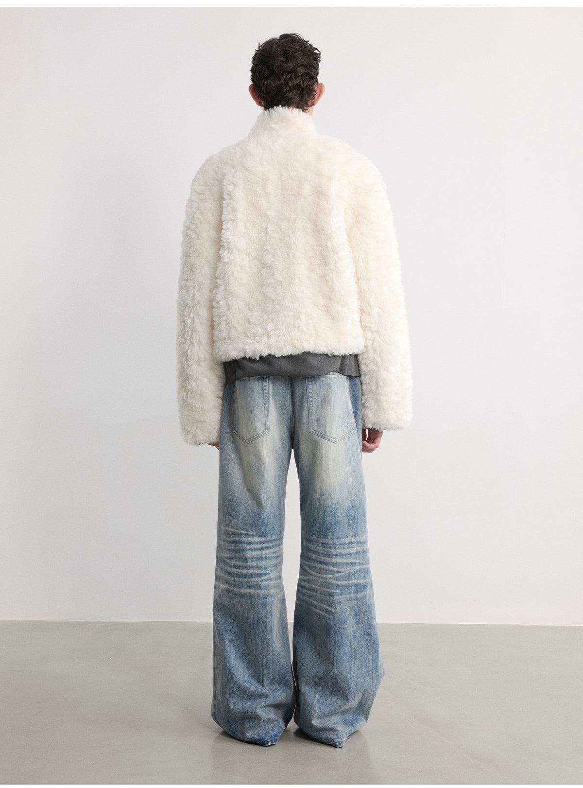 Wash-processed wide-leg jeans