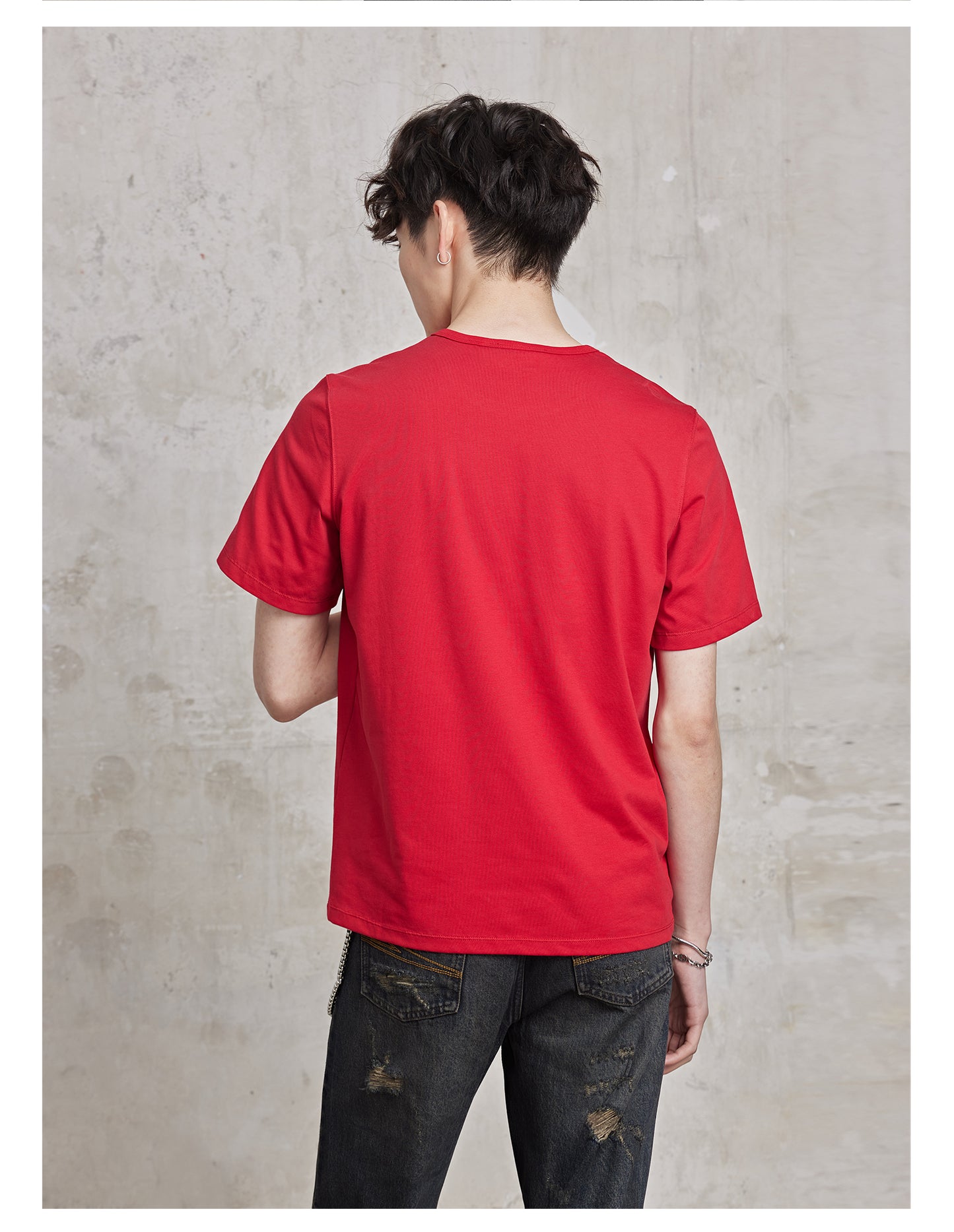 Unisex Round Neck T-Shirt