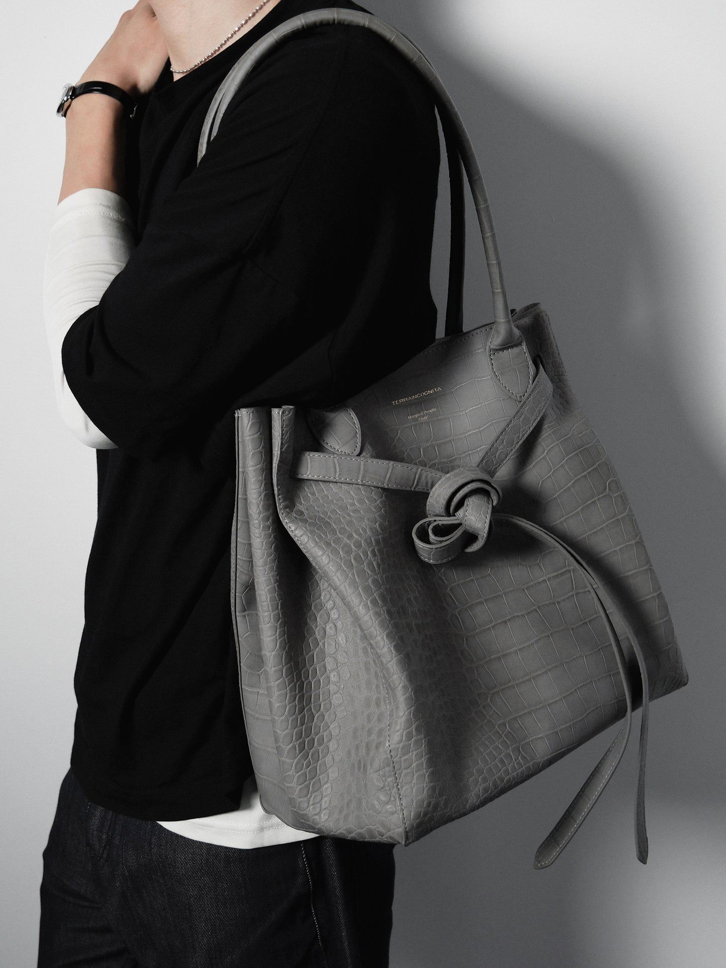 Large-Capacity Tote Bag with Long Straps