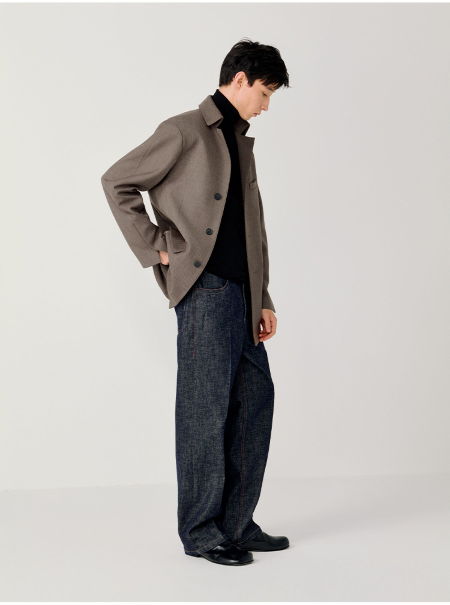 6-Pocket Center Seam Jeans