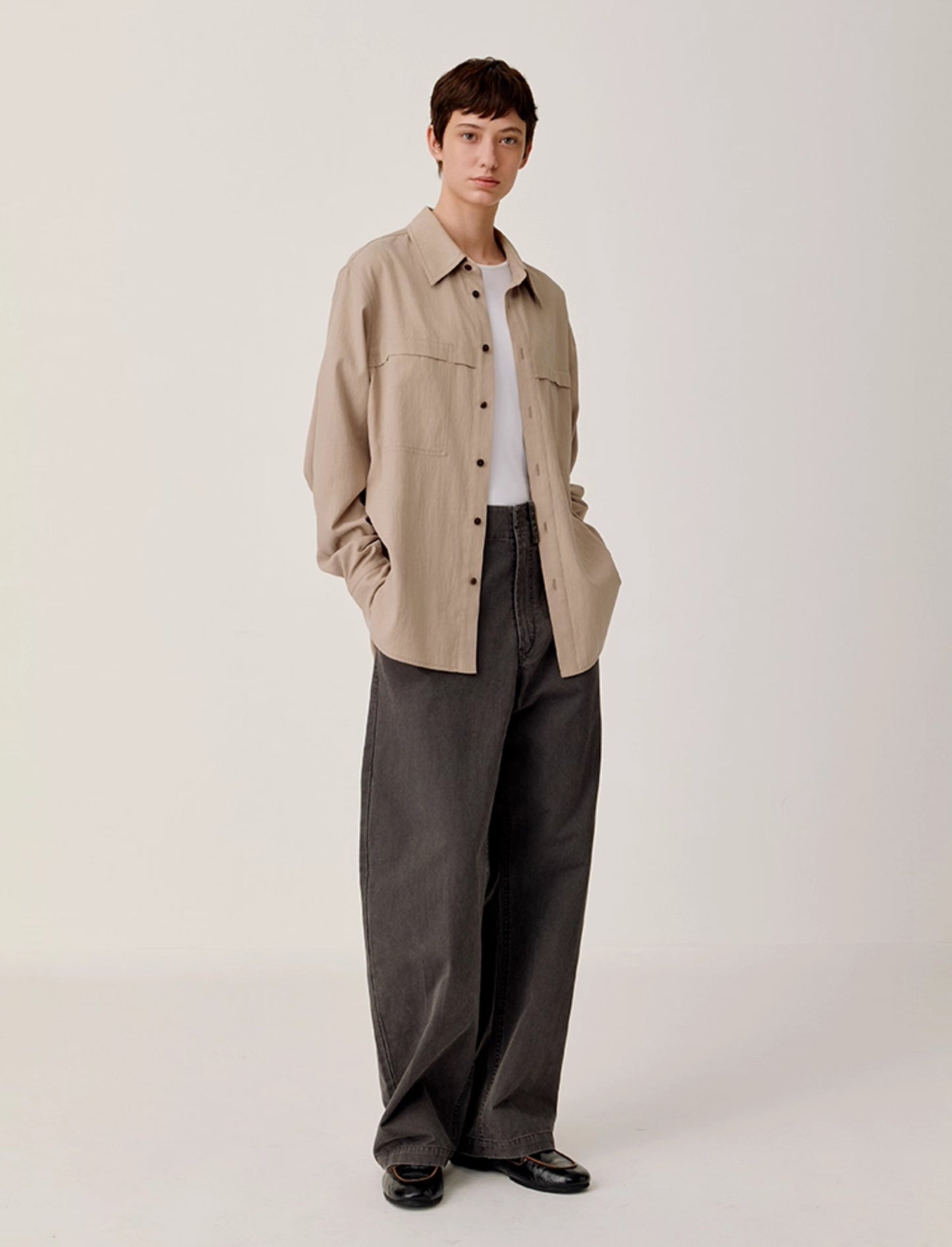 Shirt with patch pockets